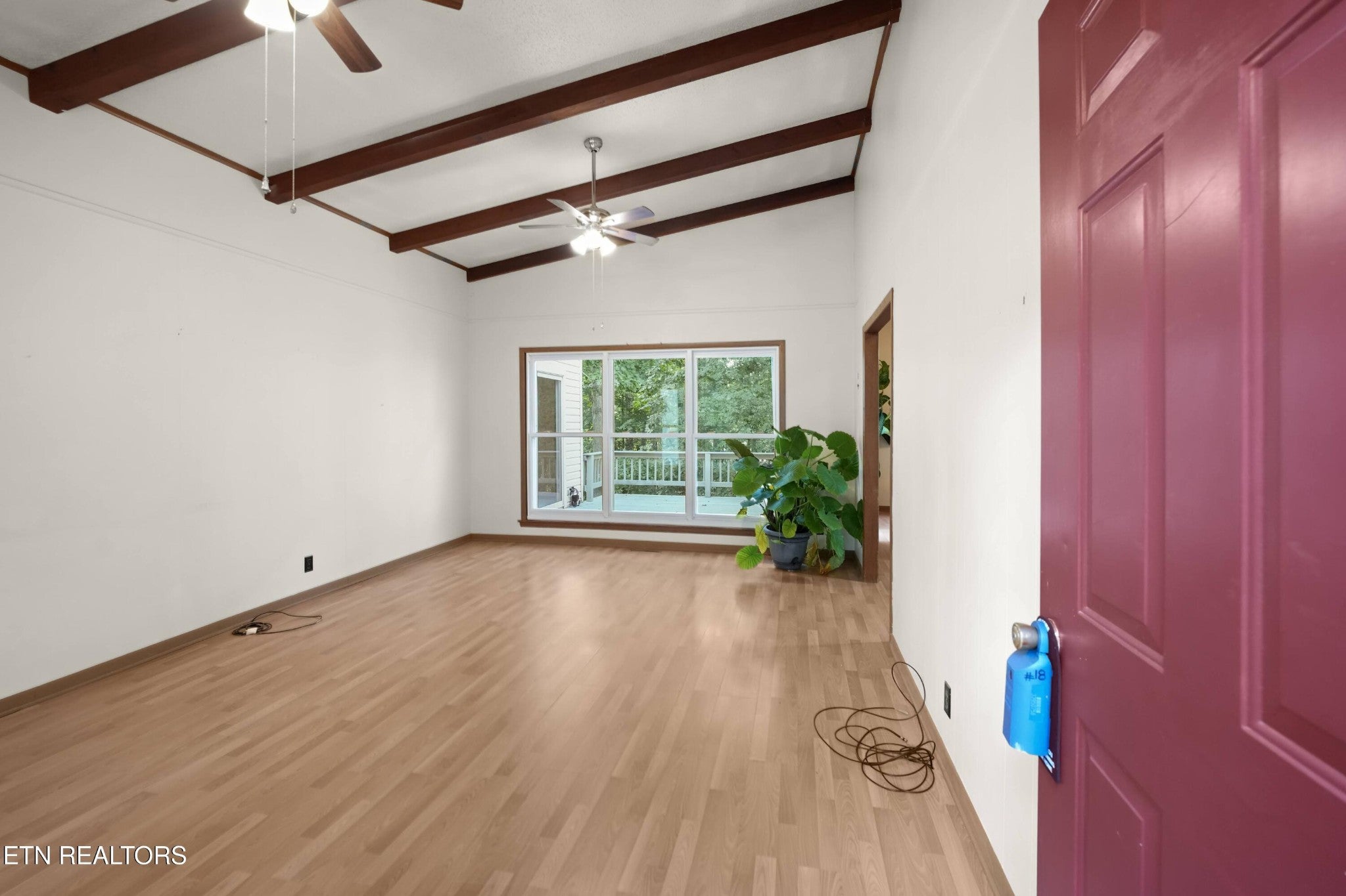 115 Lakeshire Drive
