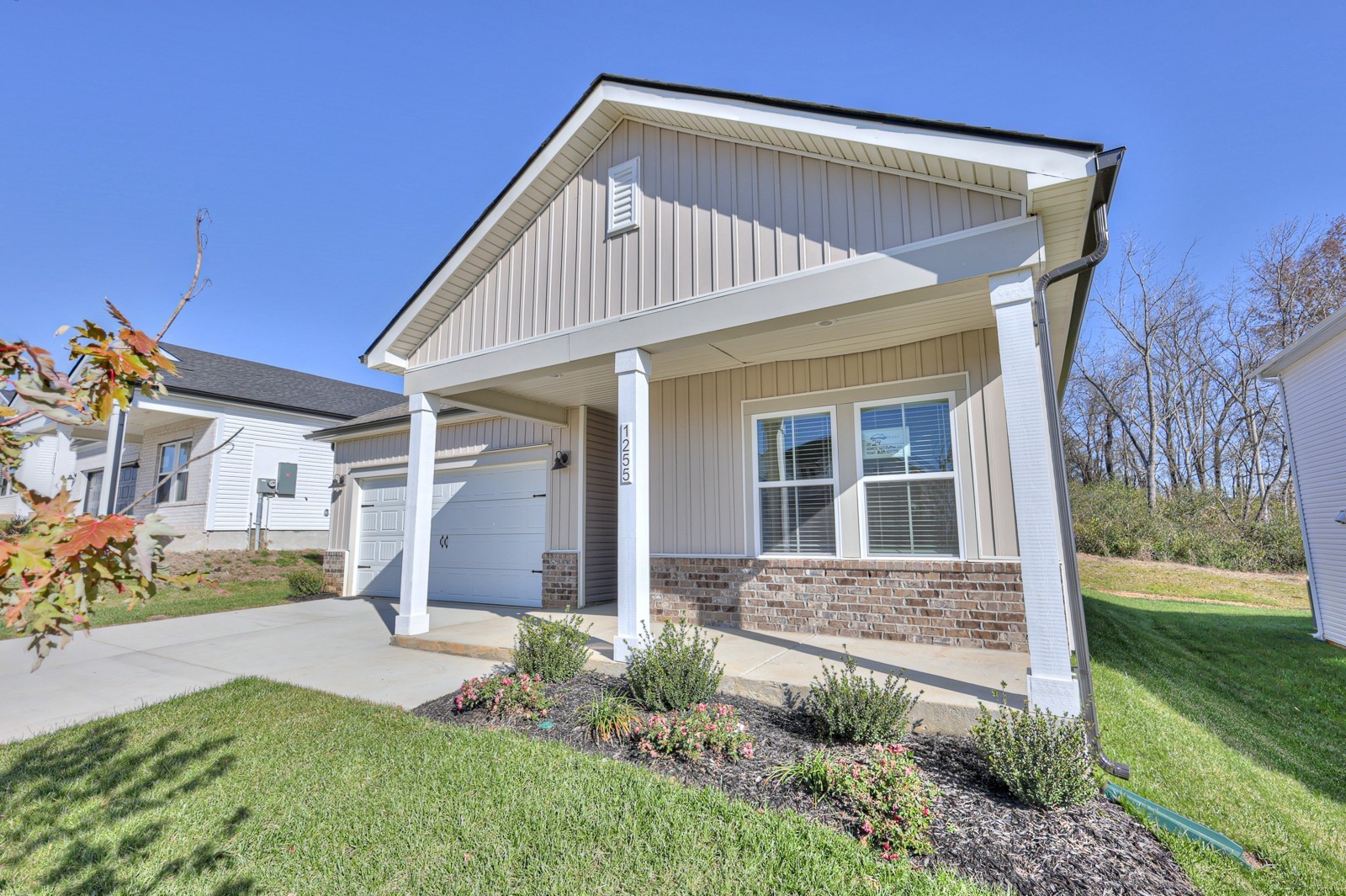 1255 Bluffton Cir