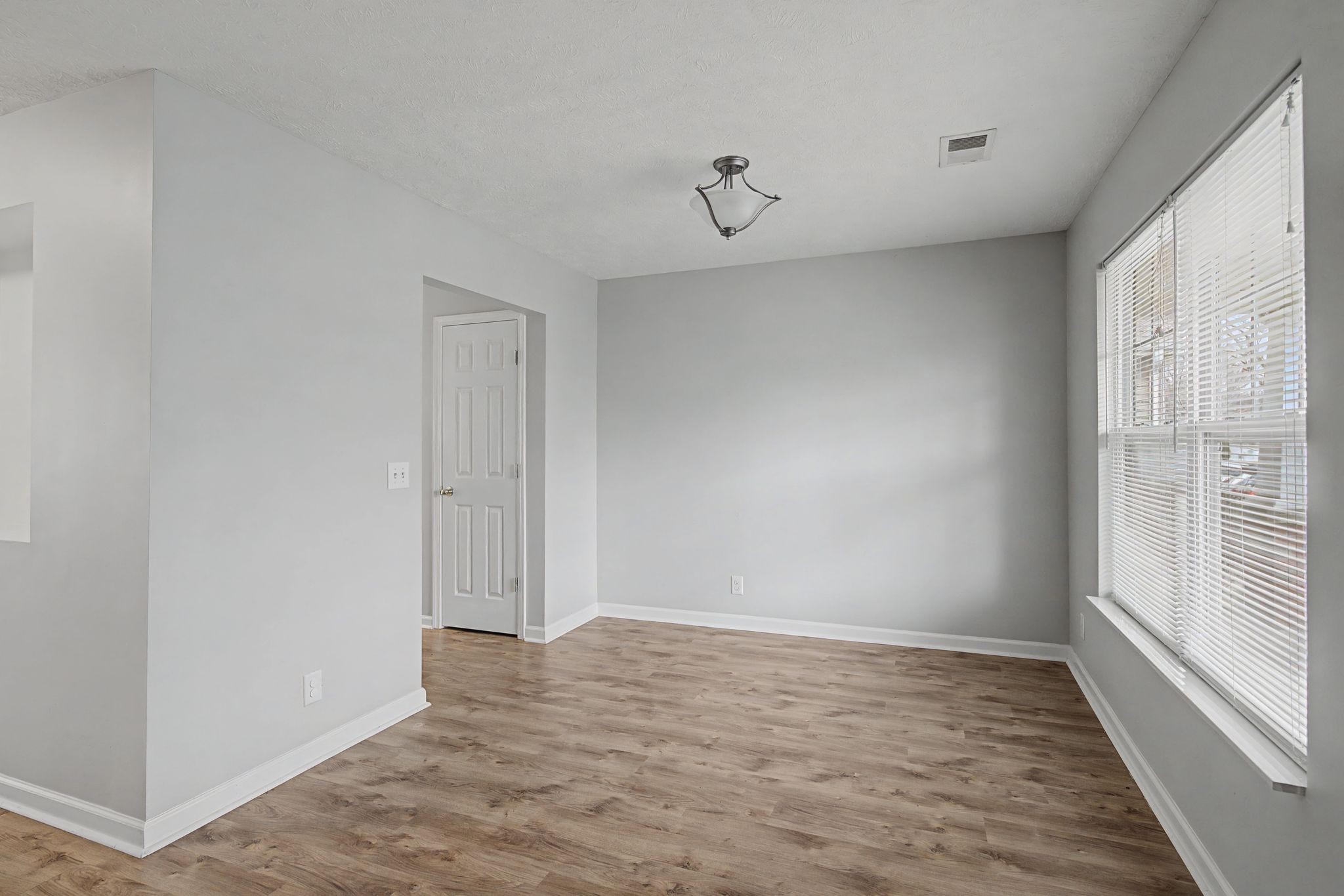 1022 Bradford Park Rd