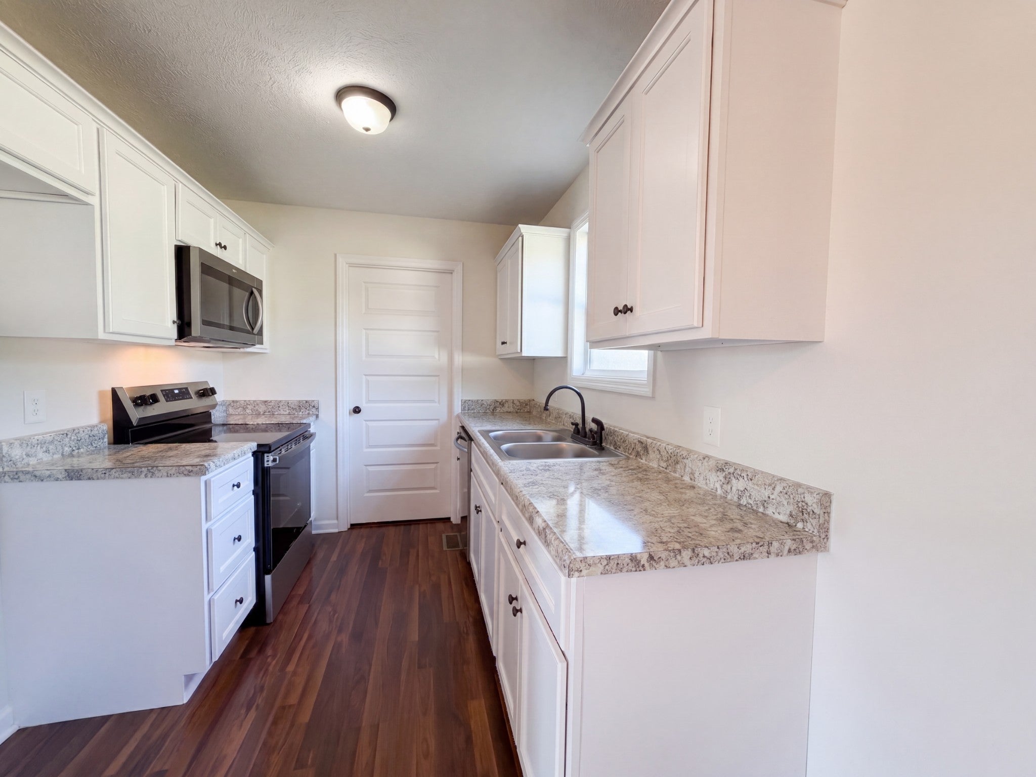 1437 Silver Creek Rd