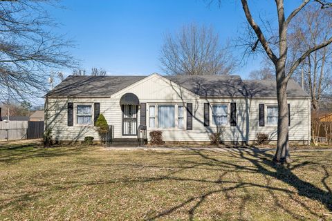 Photo of 102 Experiment Ln, Columbia, TN 38401 (MLS # 3124516)