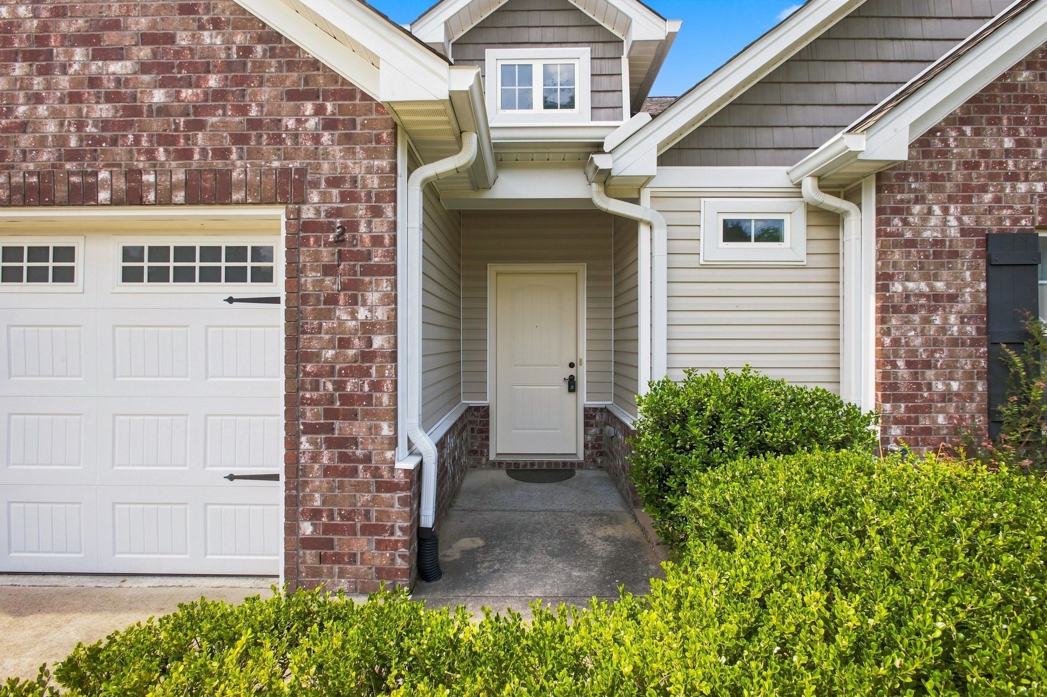 211 Wyburn Pl