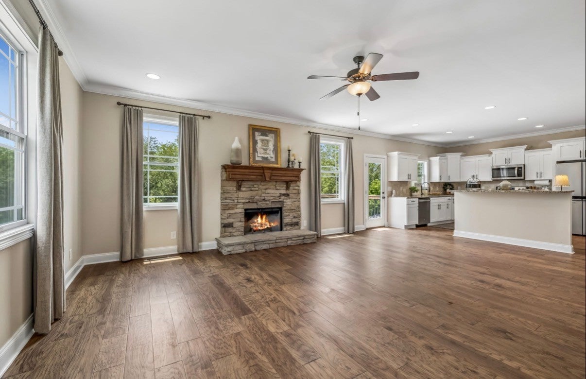 326 Twin Cove Dr