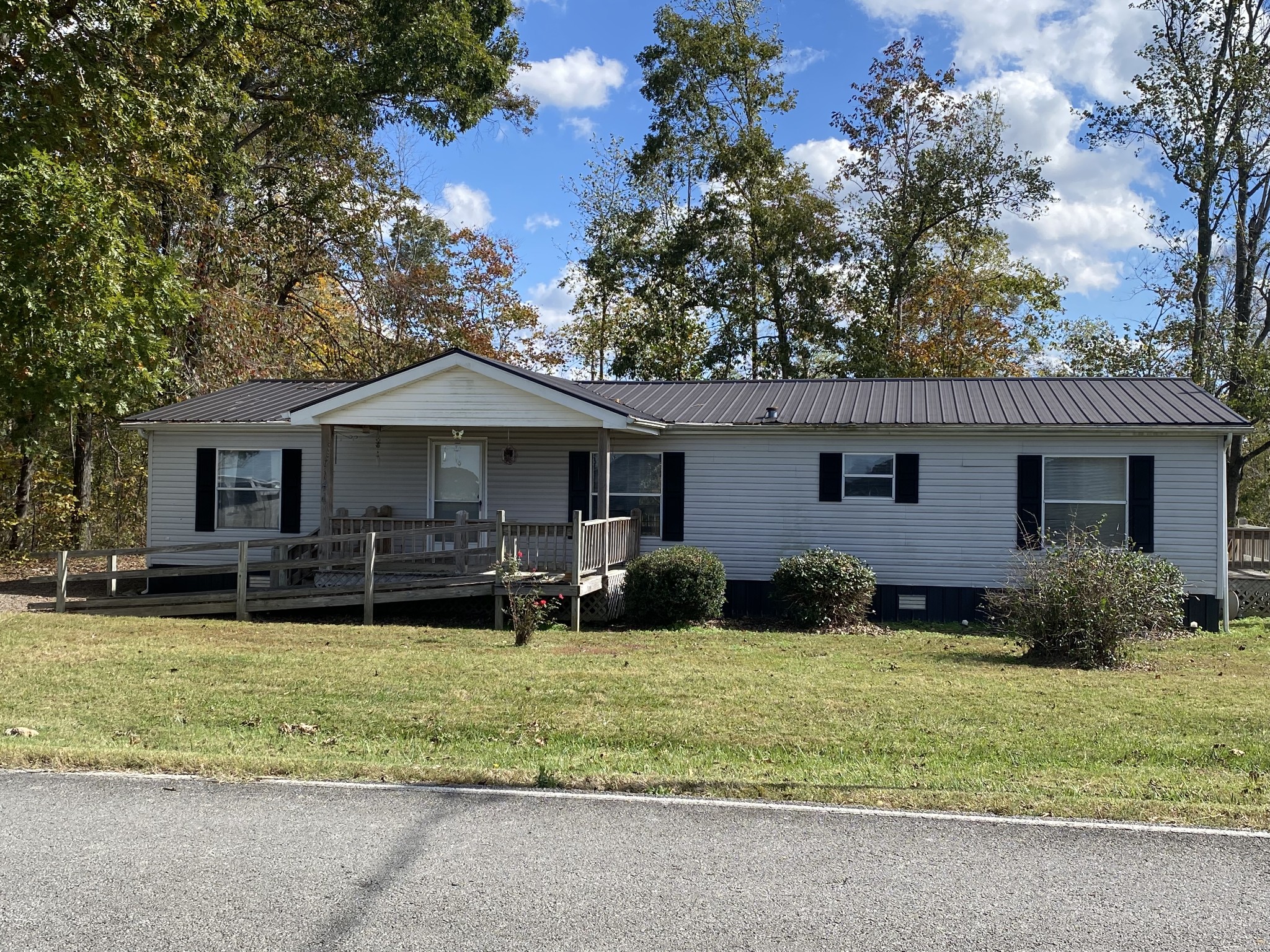 1141 Bakerton Rd