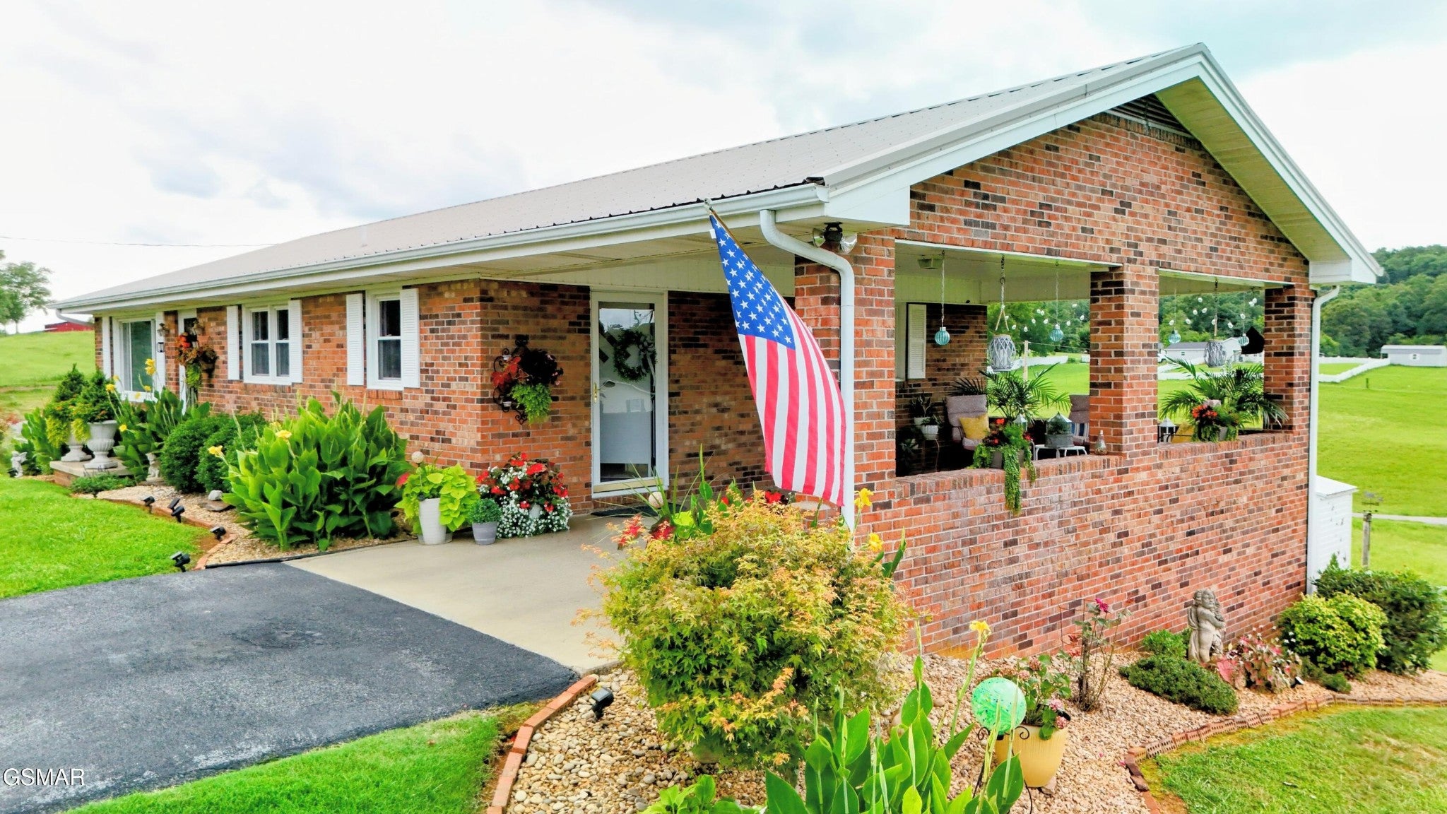 165 Unaka Drive