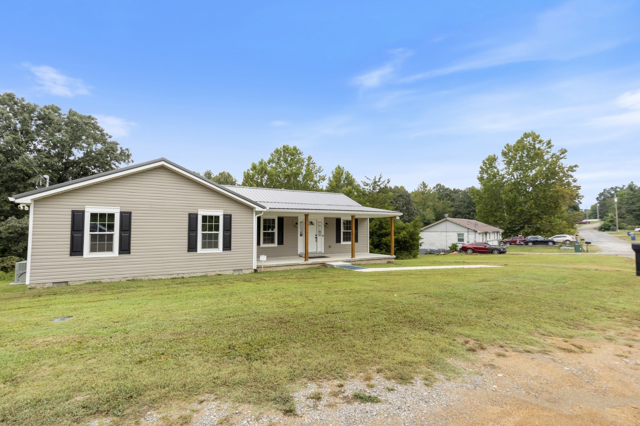 11526 Aaron Ln