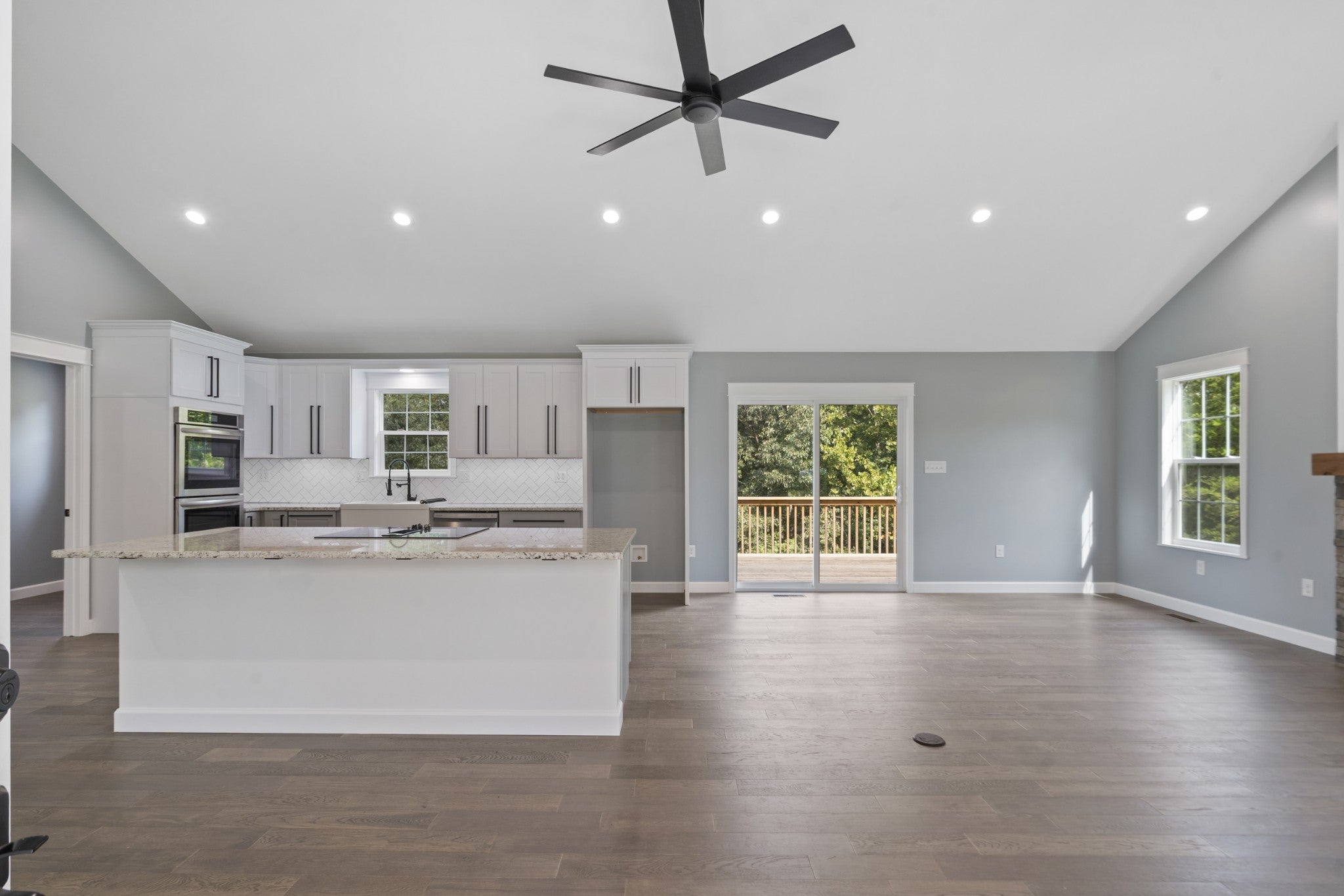 11526 Aaron Ln
