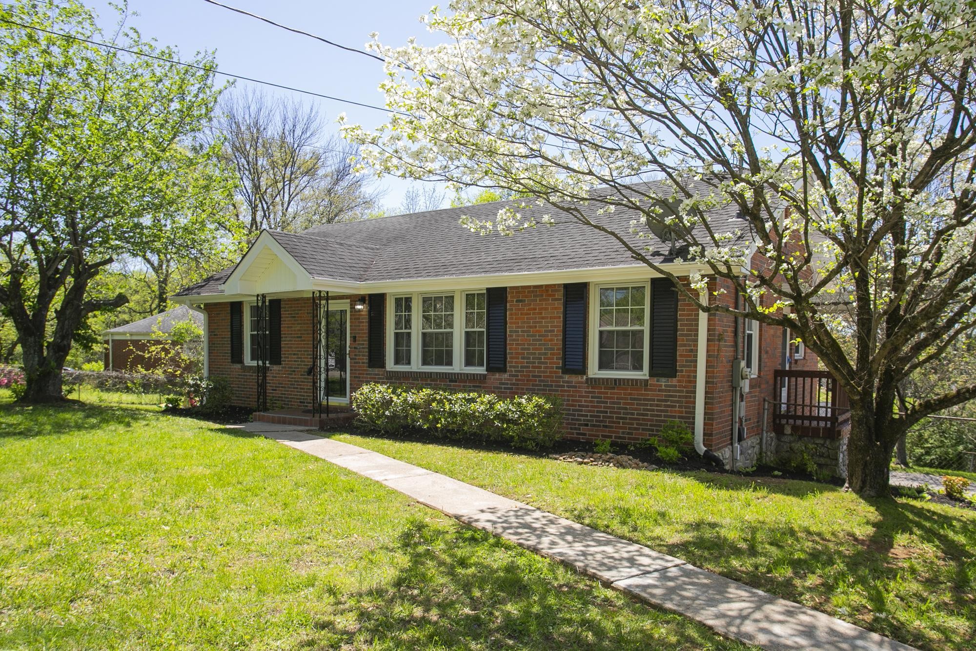 731 Cameo Dr
