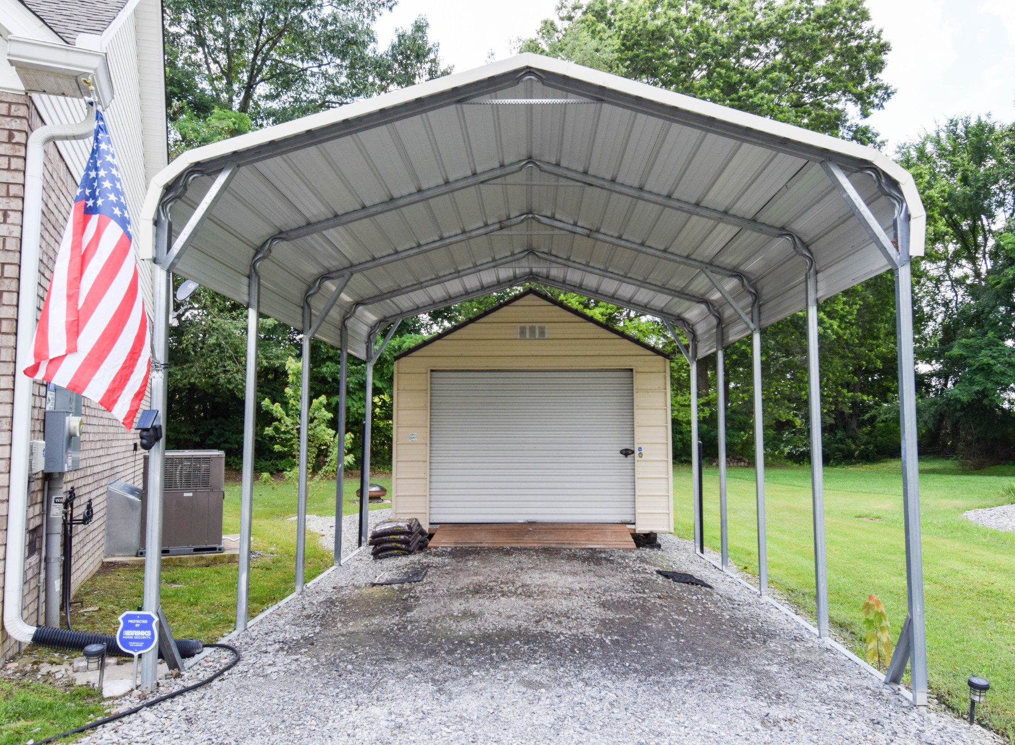 104 Jollie Ln