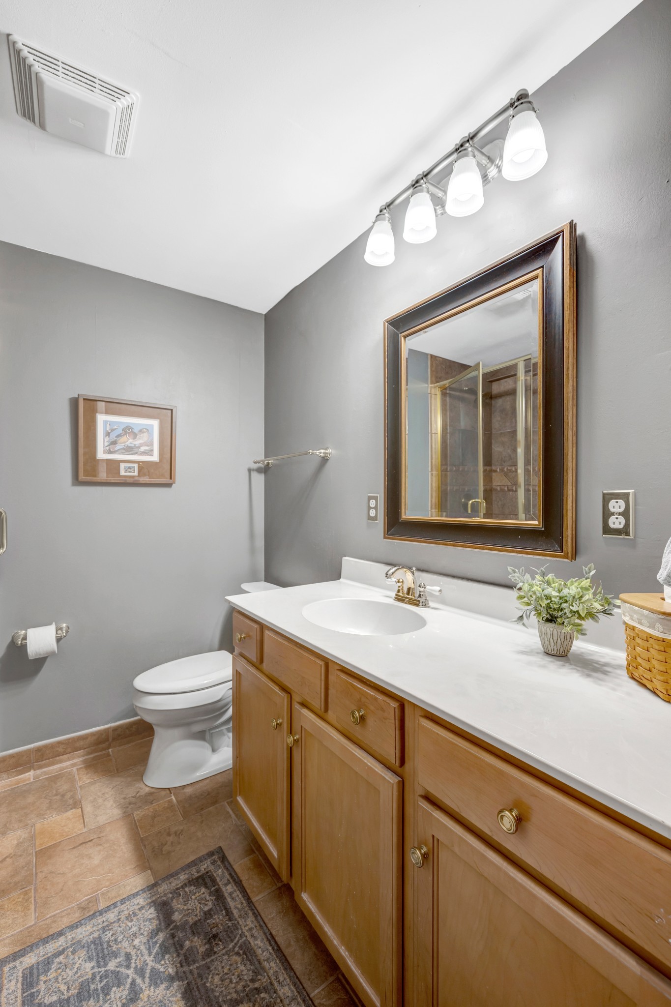 Nashville, Tennessee 37205, United States, 1 Bedroom Bedrooms, ,1 BathroomBathrooms,Residential,Active,181672