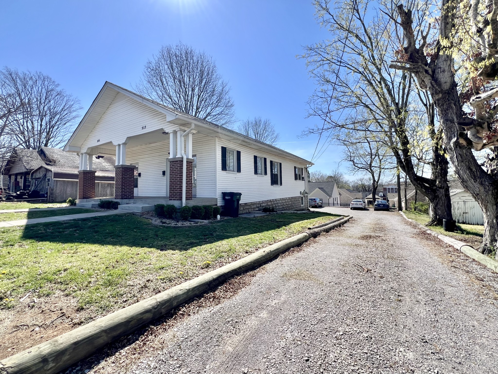 Listing image 2