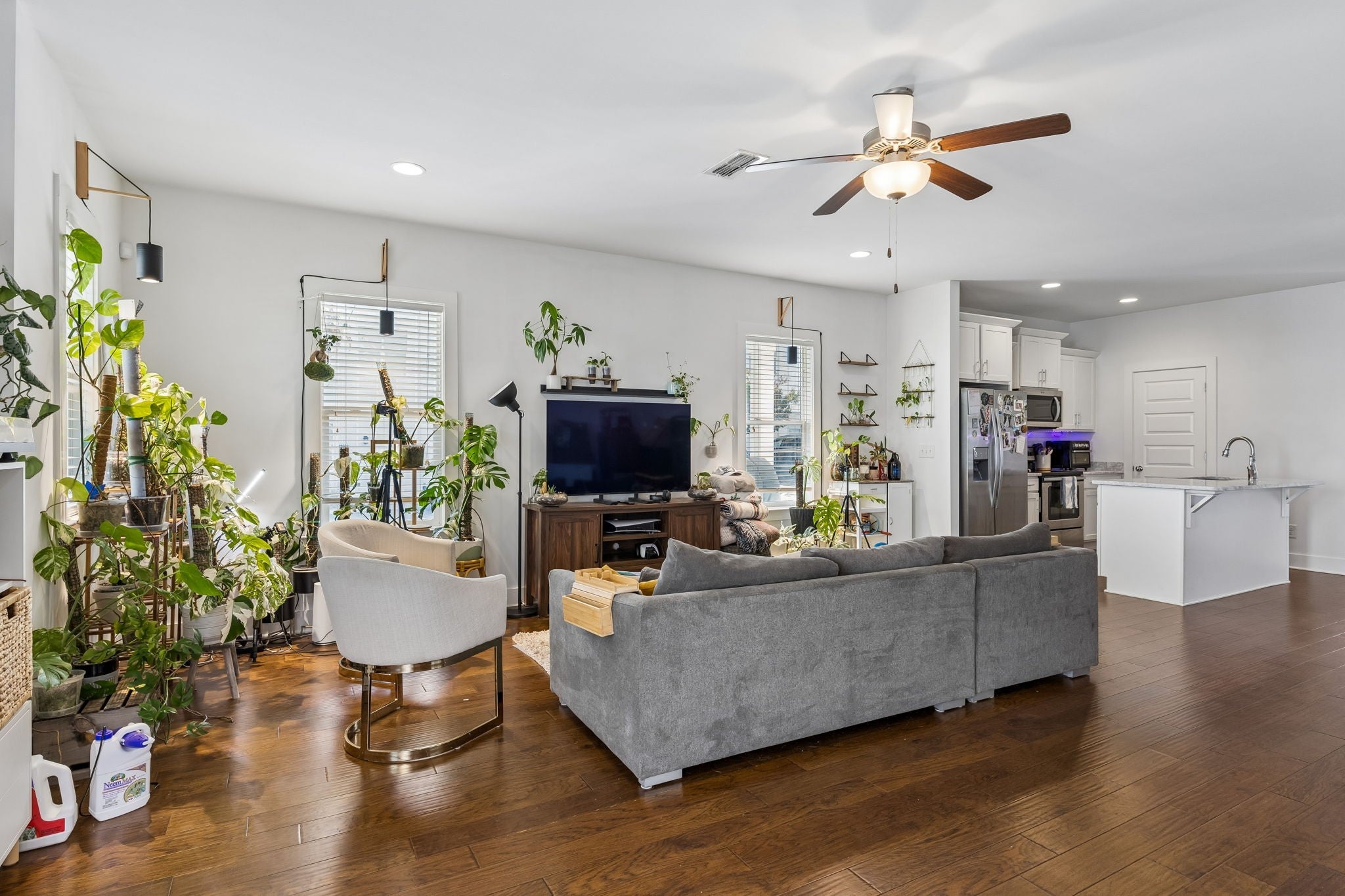 749 Cottage Park Dr
