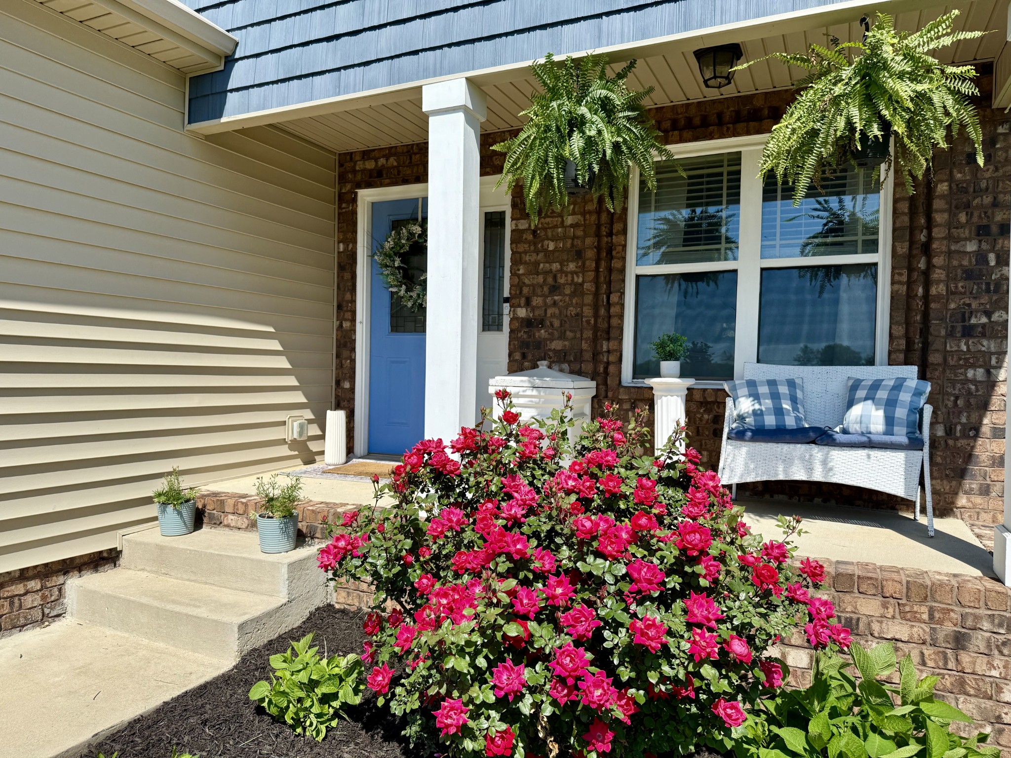 248 Hillview Way