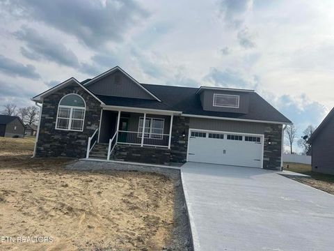 815 Colby Cir Crossville TN 38571