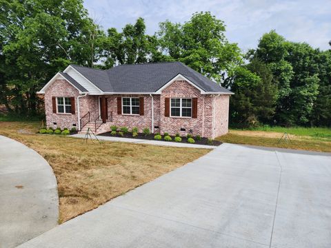 20 Scenic Ln Hartsville TN 37074