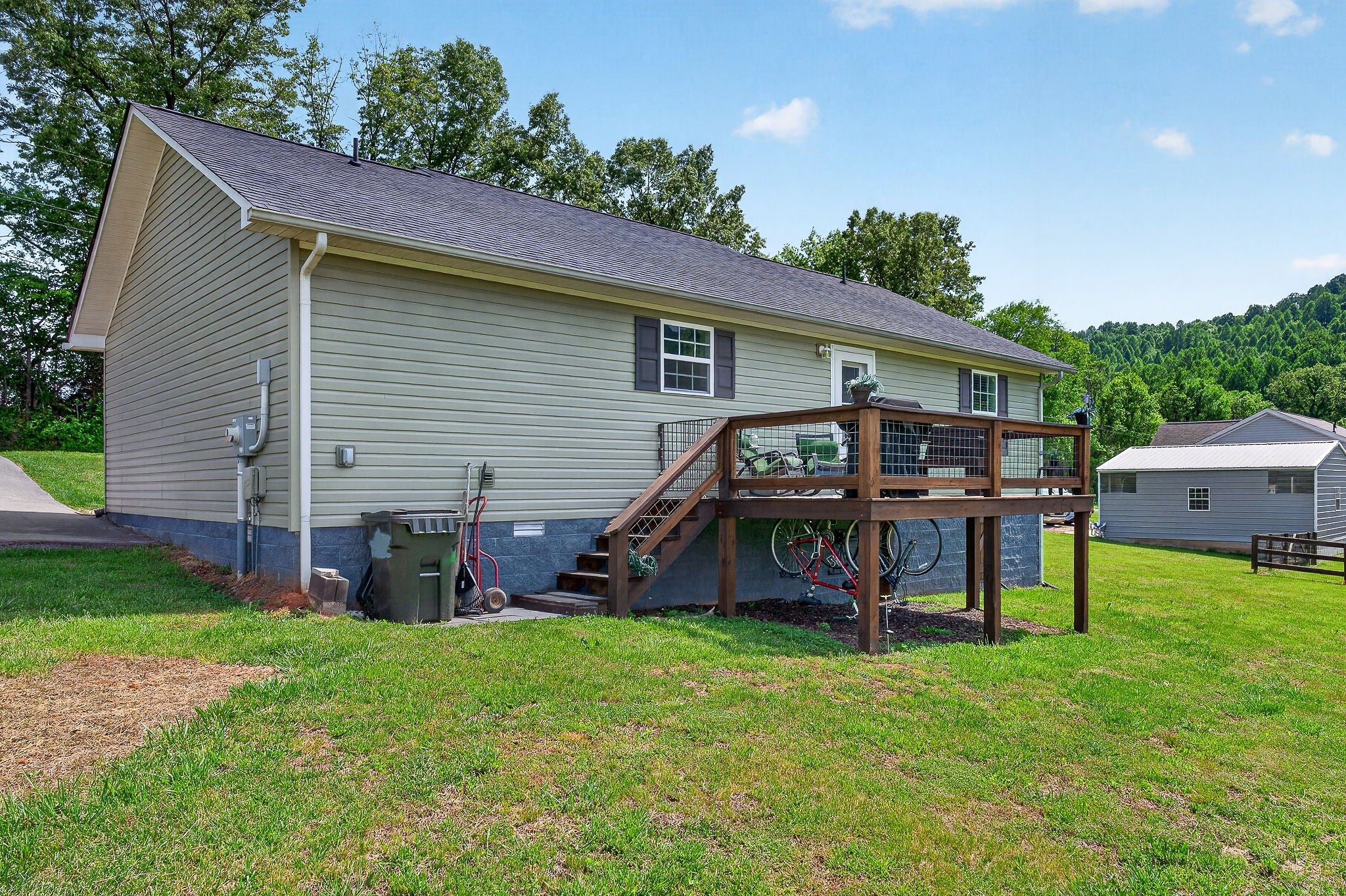 2040 Walker Cove Rd
