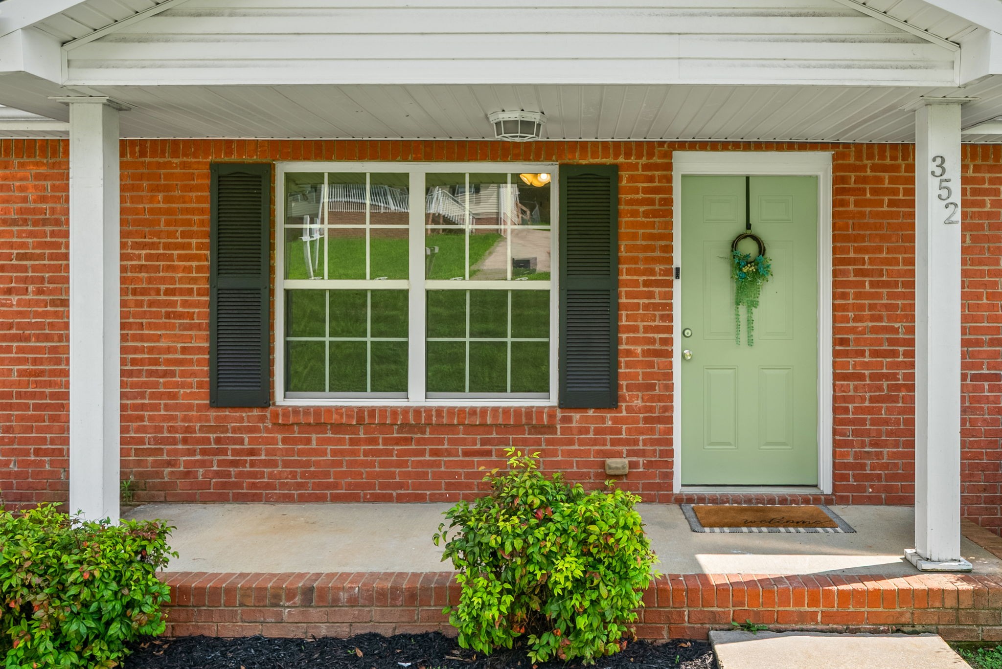 352 Donna Dr