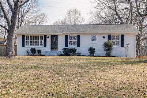 236 Roberta Dr Hendersonville TN 37075
