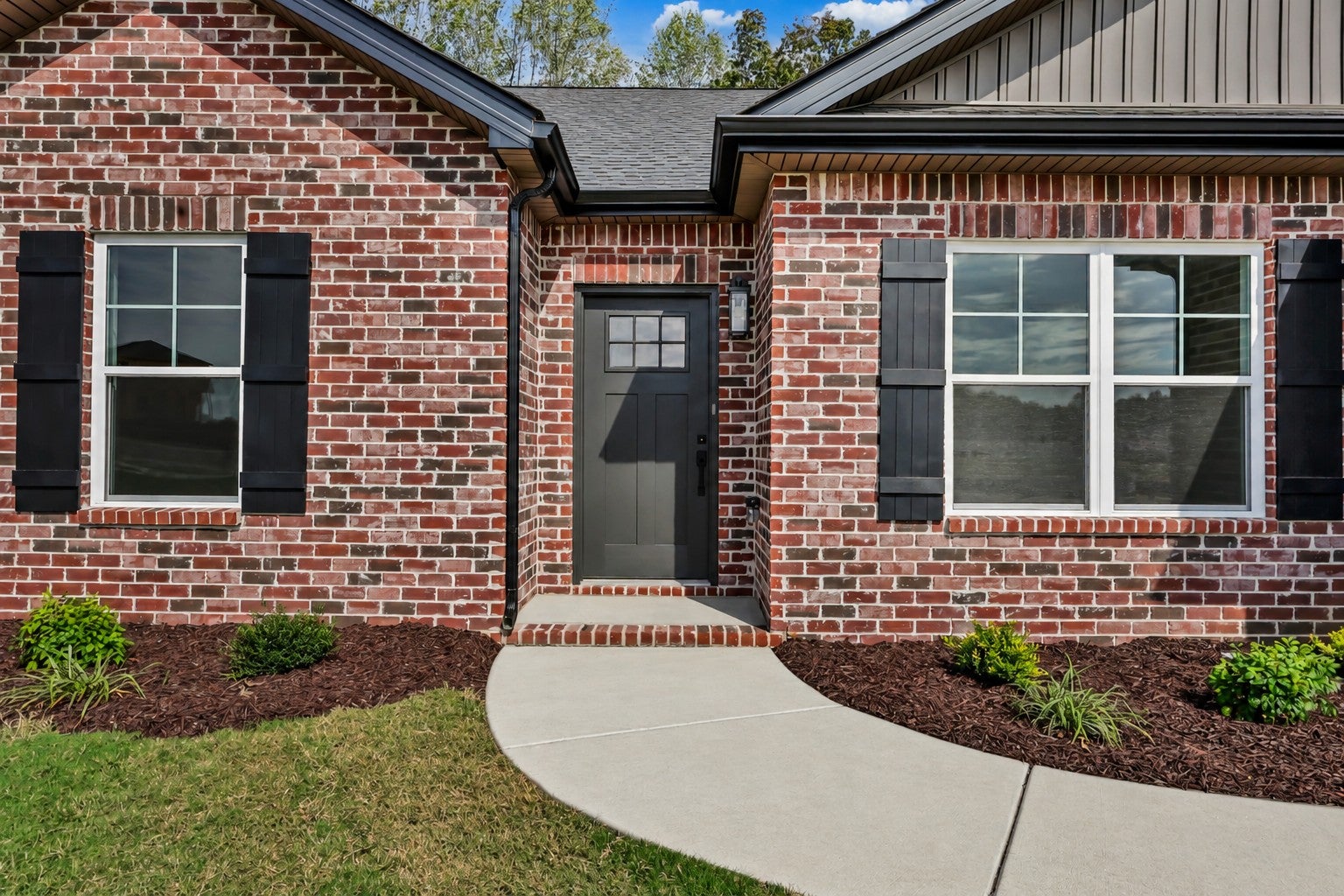 369 Idell Ct