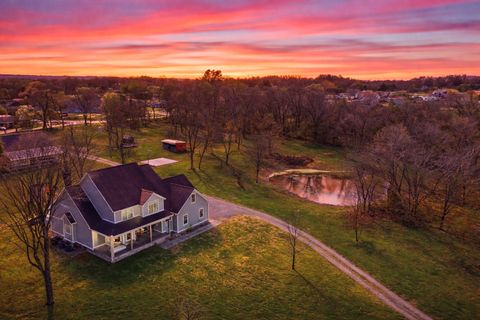 126 Laurelwood Dr Shelbyville TN 37160