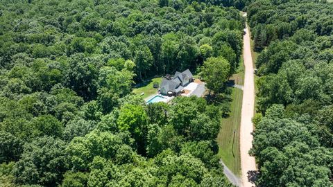7916 E Plunders Creek Rd Dickson TN 37055