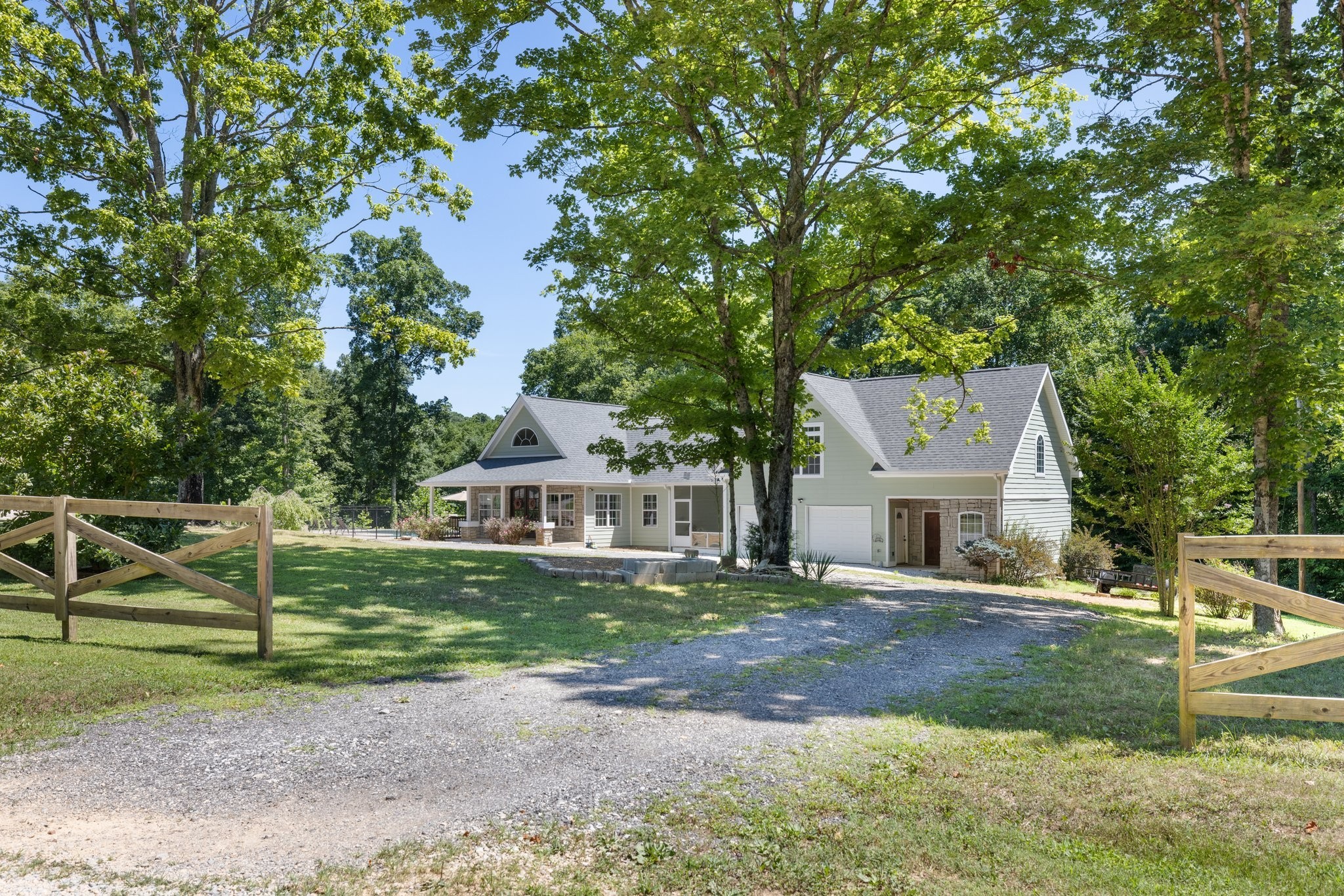 7916 E Plunders Creek Rd