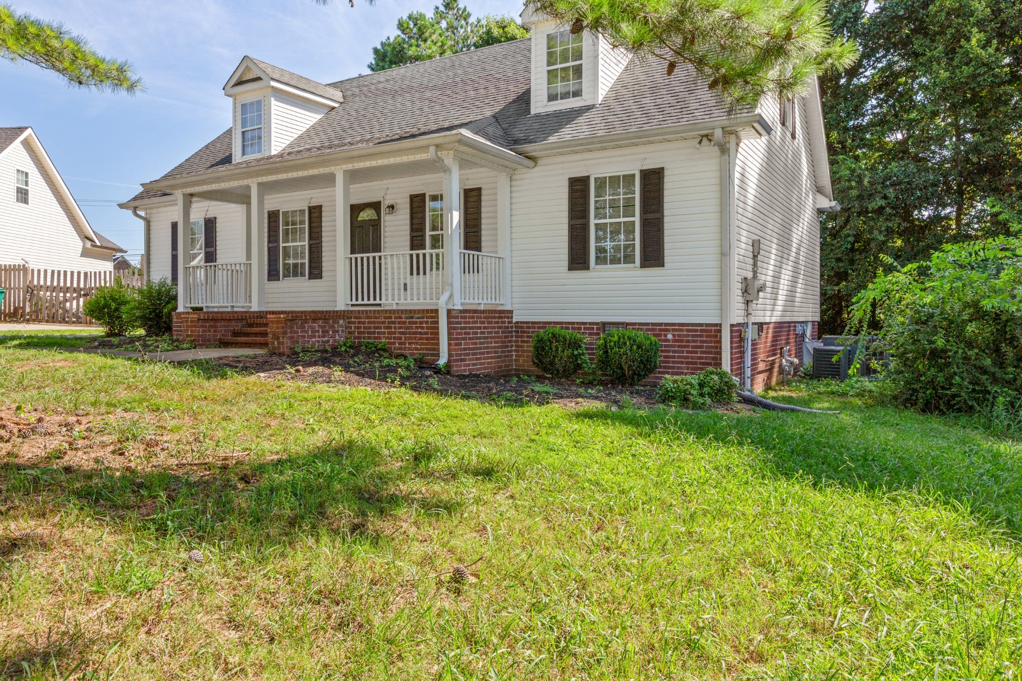 2923 Sams Ct