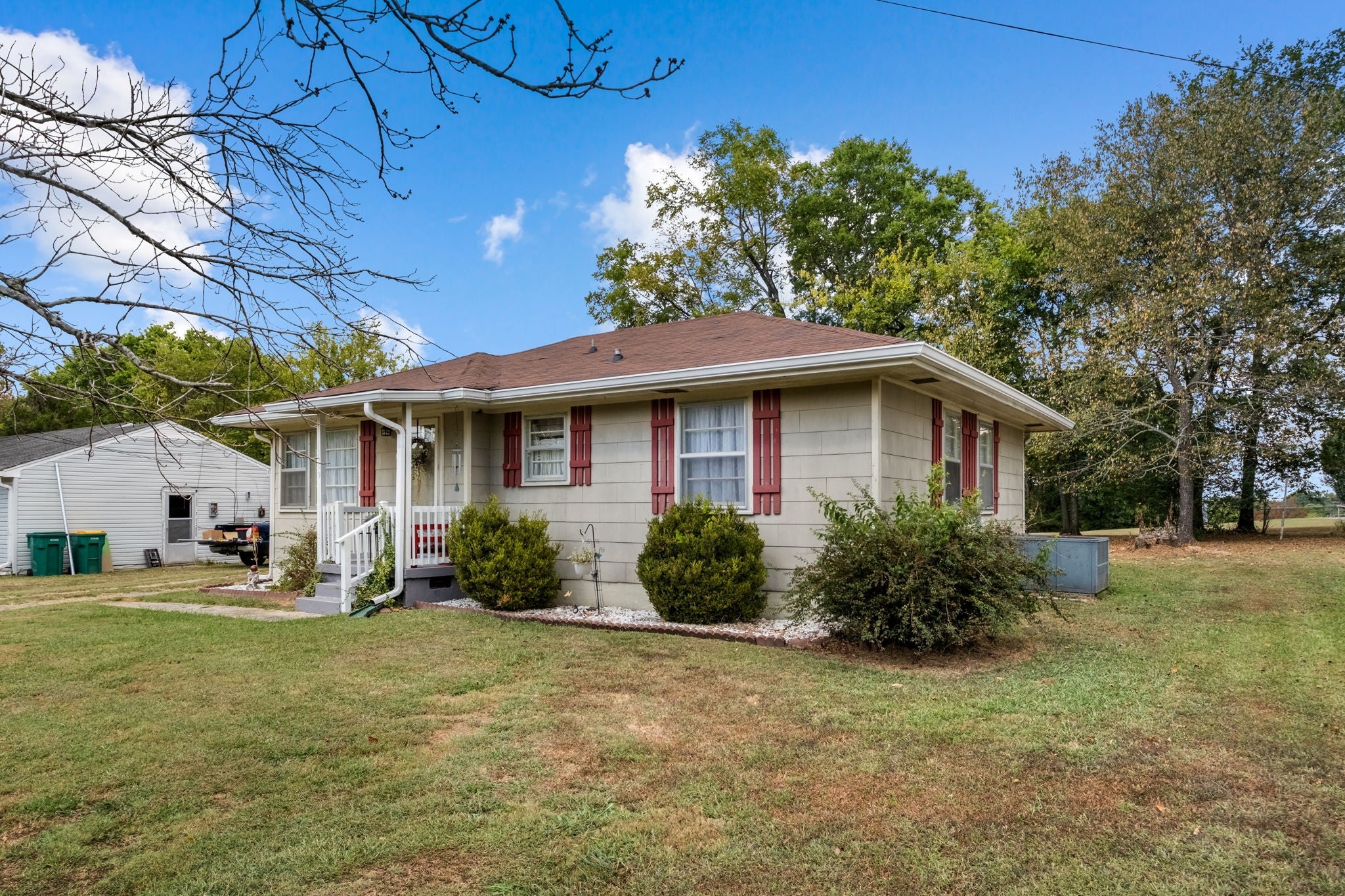 1680 Buena Vista St