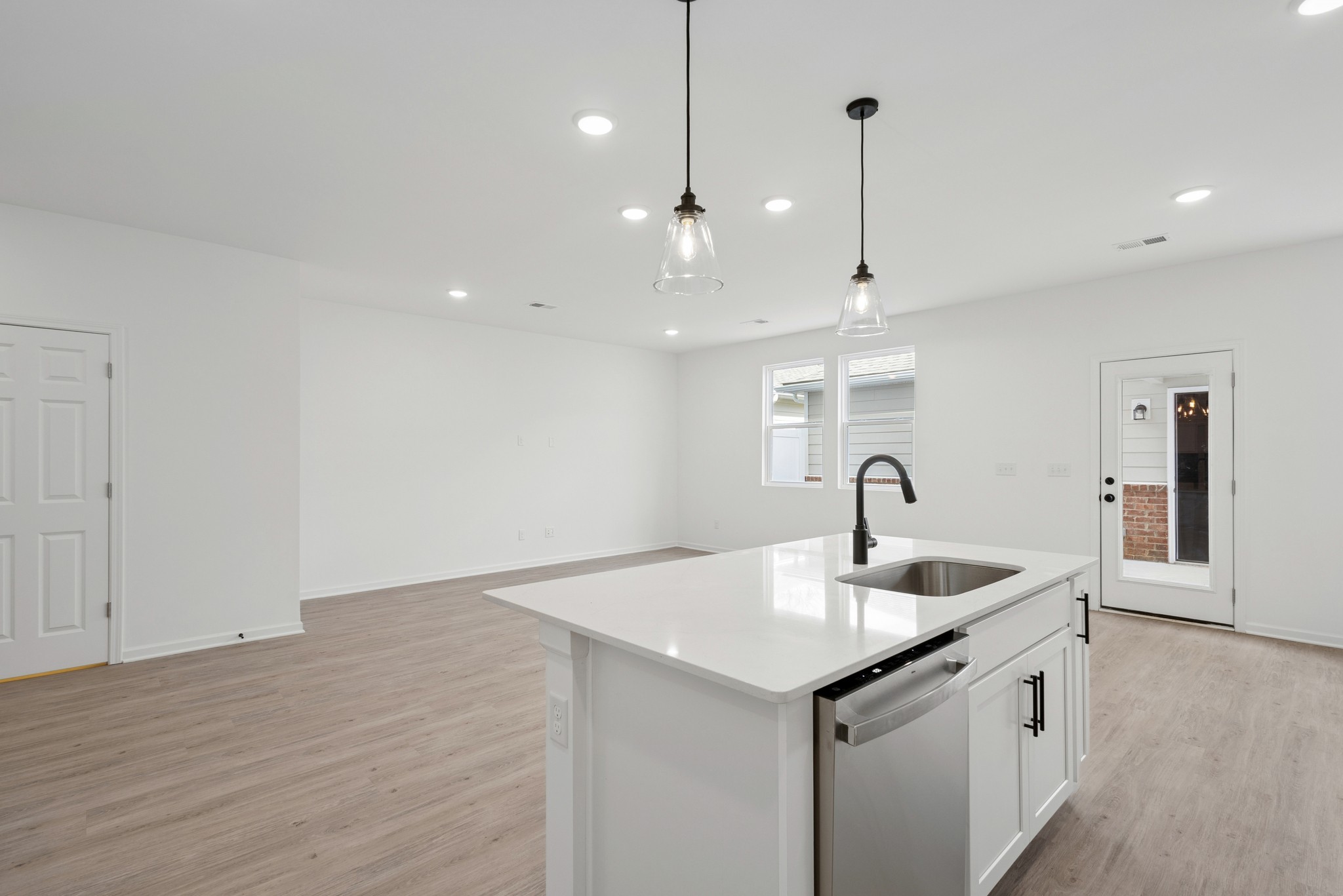 2900 Suzanne Landon Dr G3