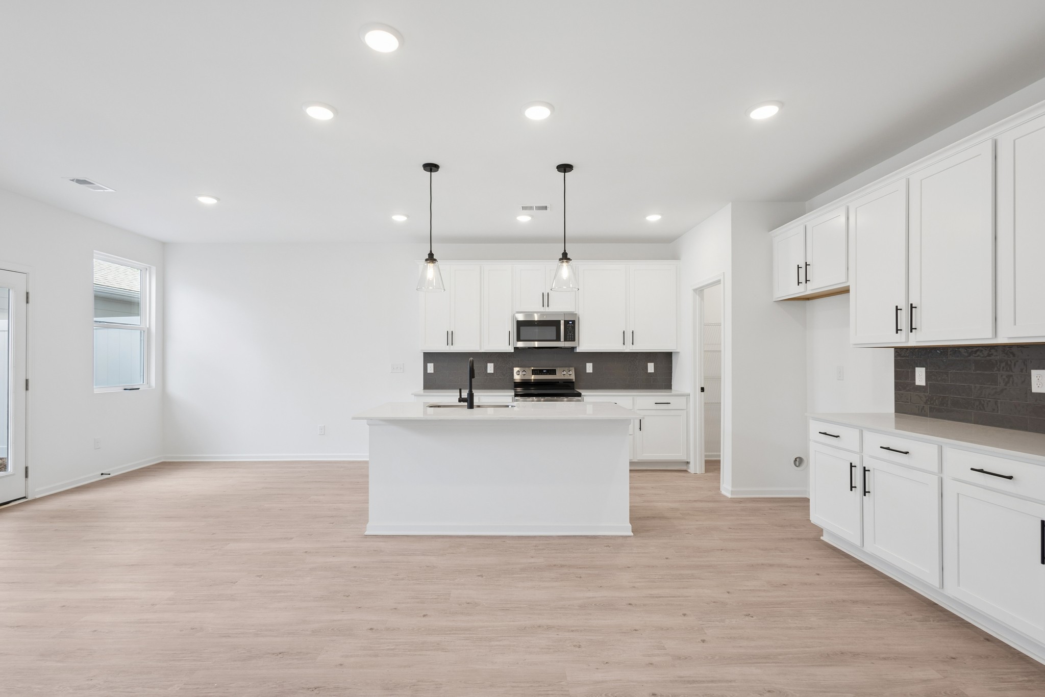 2900 Suzanne Landon Dr G3