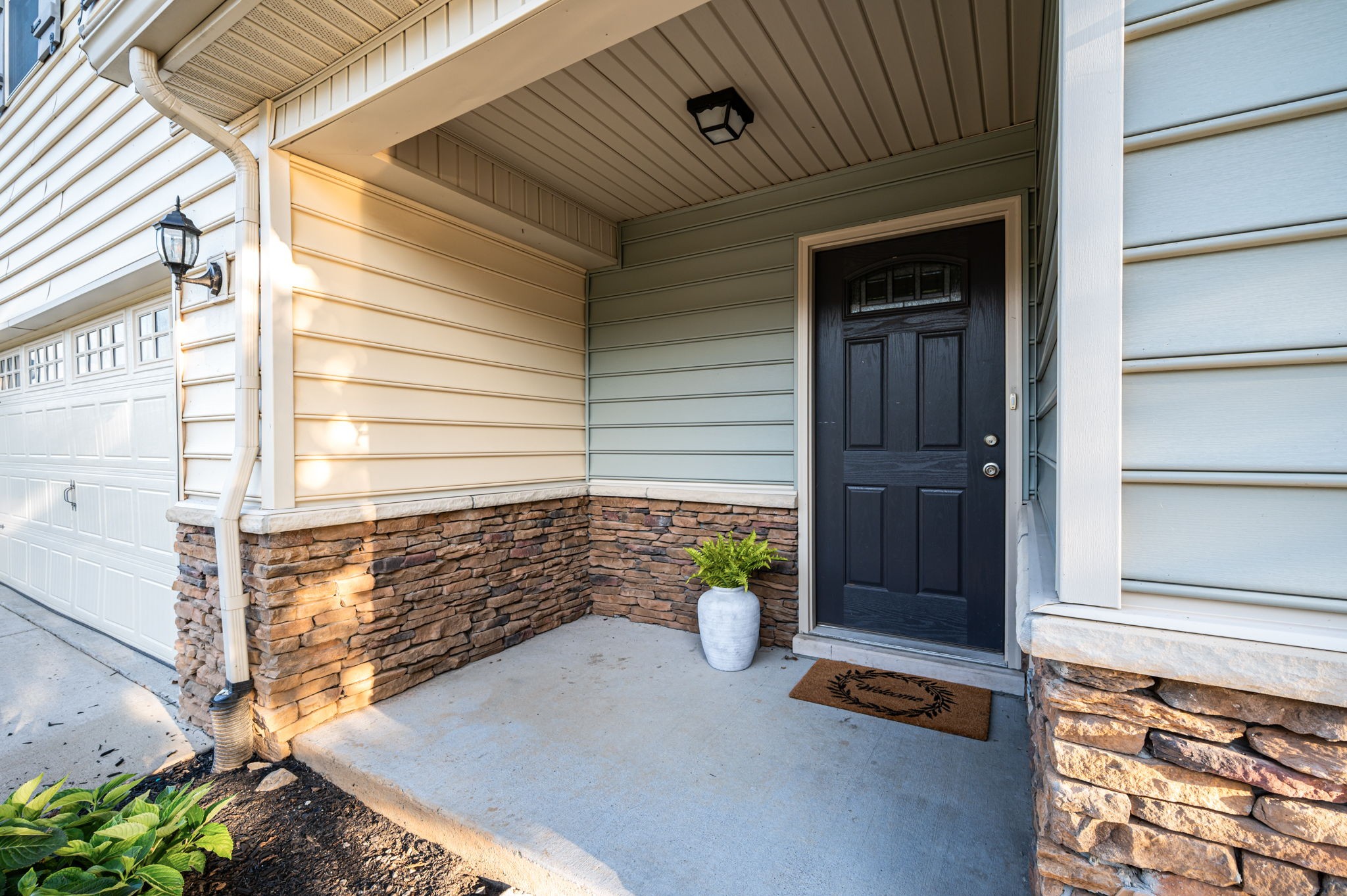4419 Sunday Silence Way
