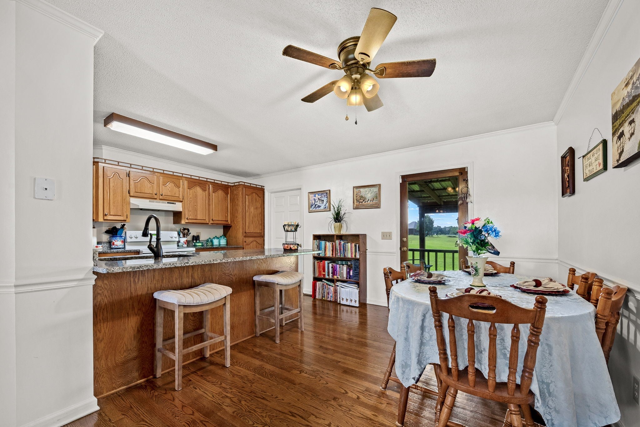 528 W Point Rd