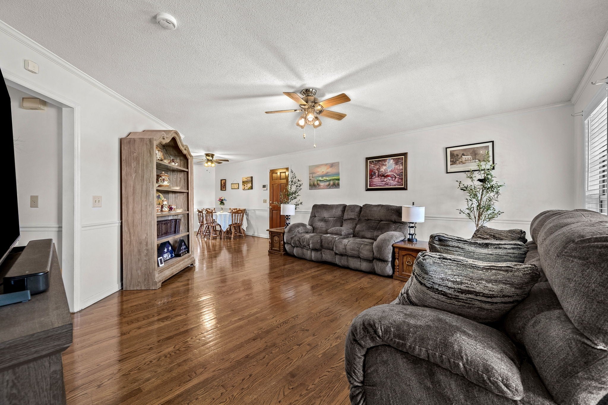 528 W Point Rd