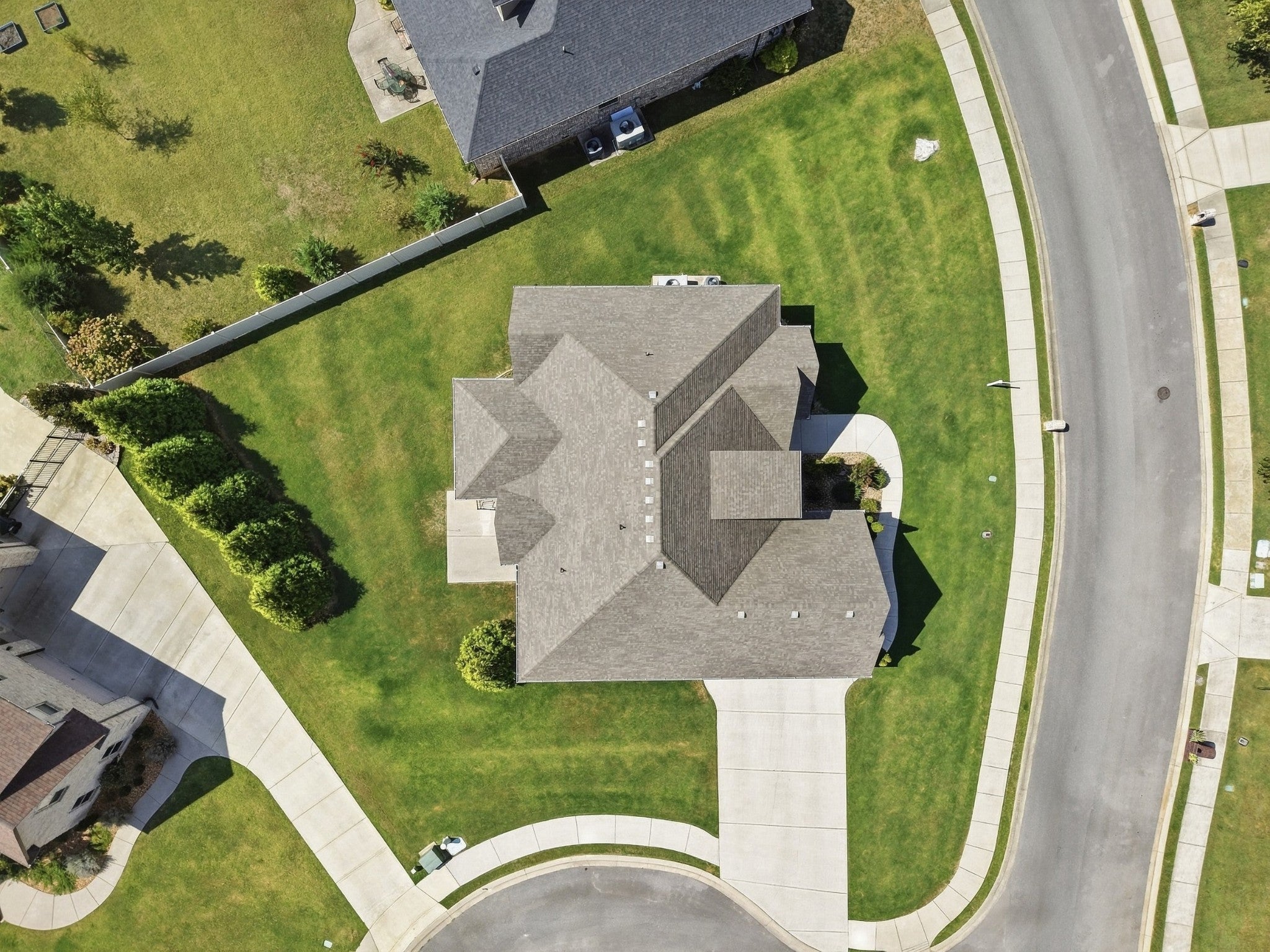 2328 Lionheart Dr