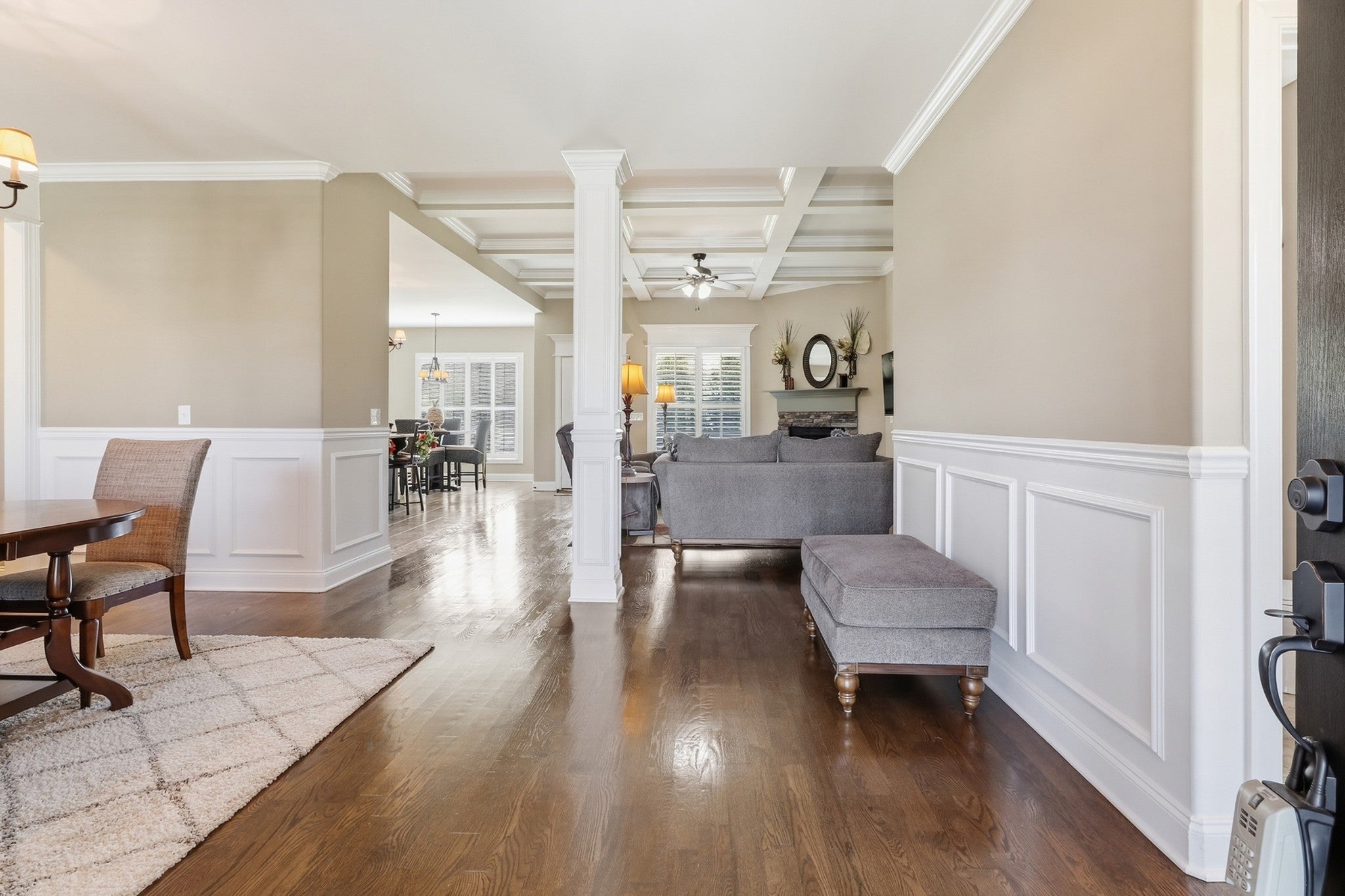 2328 Lionheart Dr