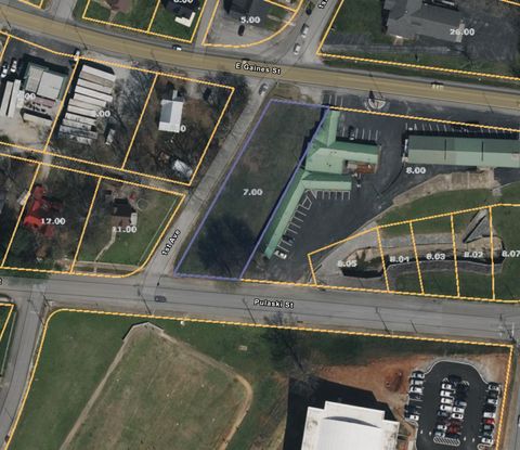 574 E Gaines St Lawrenceburg TN 38464