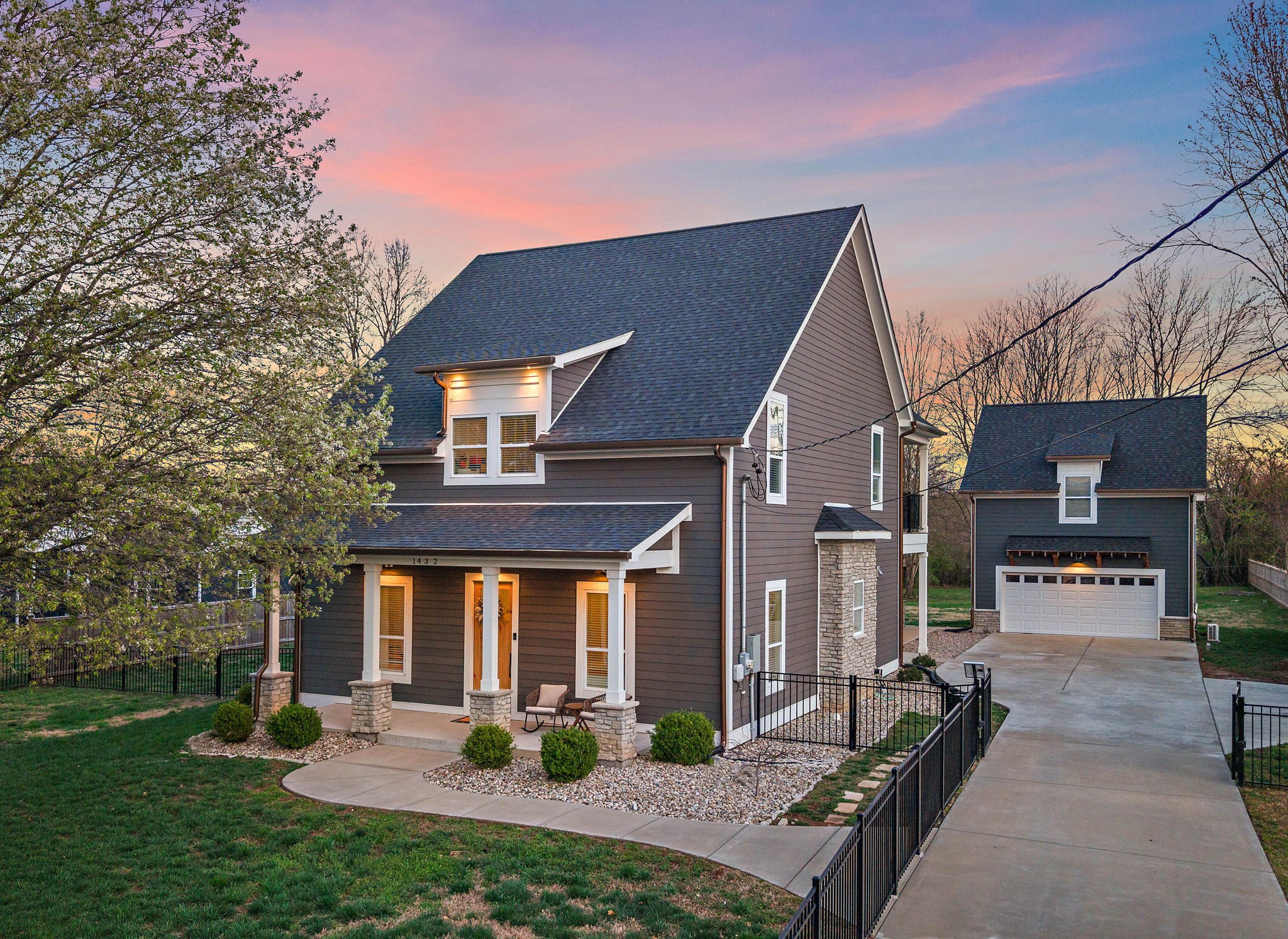 1432 McGavock Pike