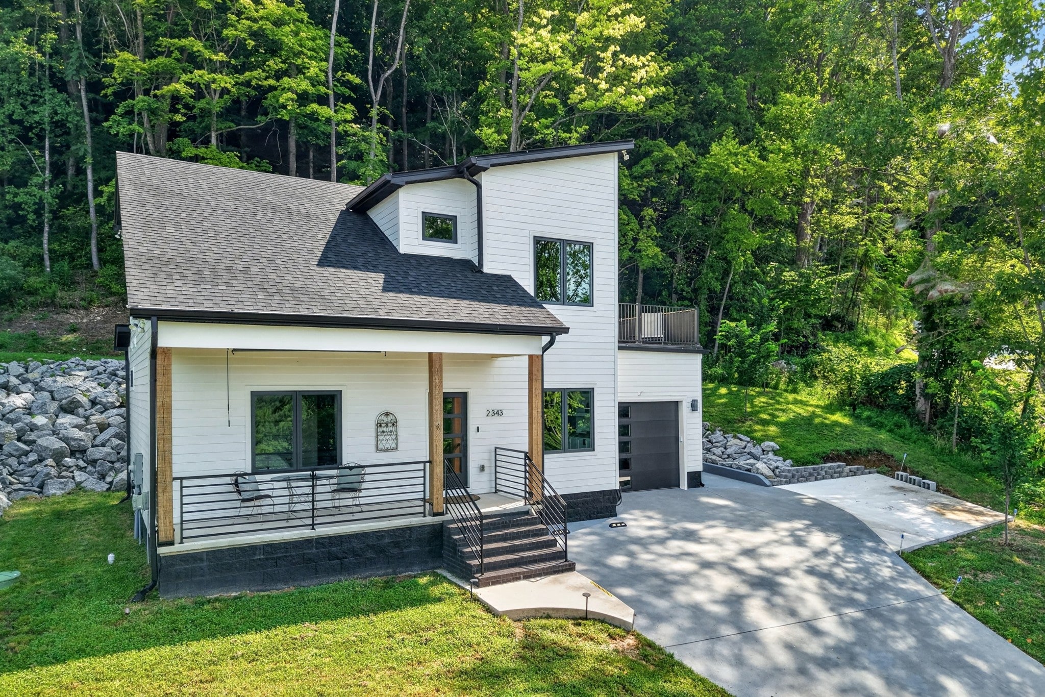 2343 Shoreside Dr