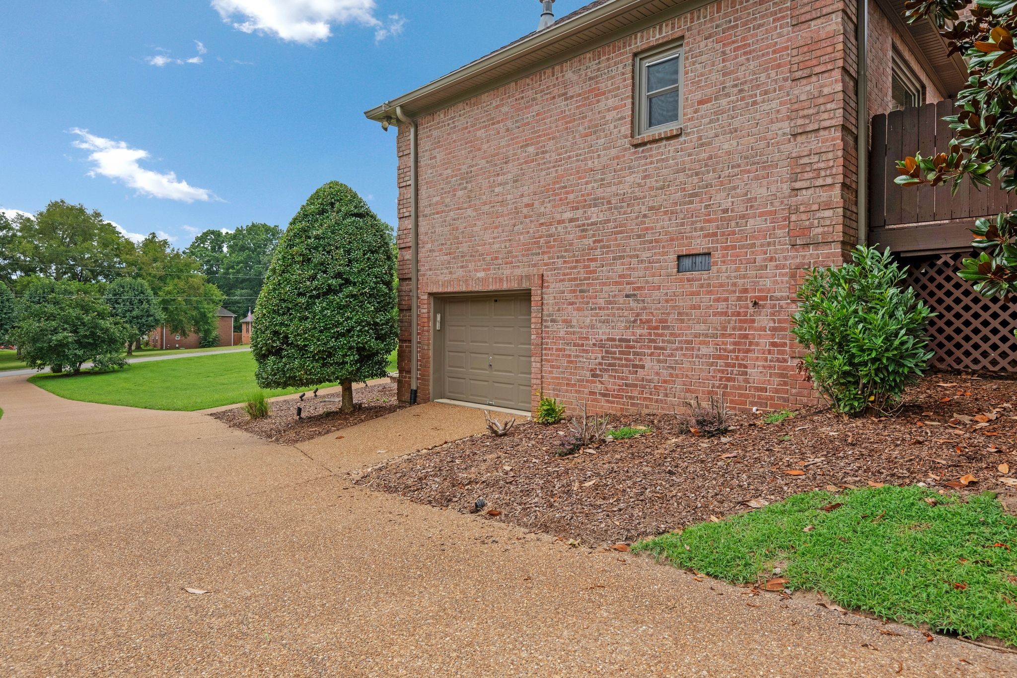 109 Carriage Pl