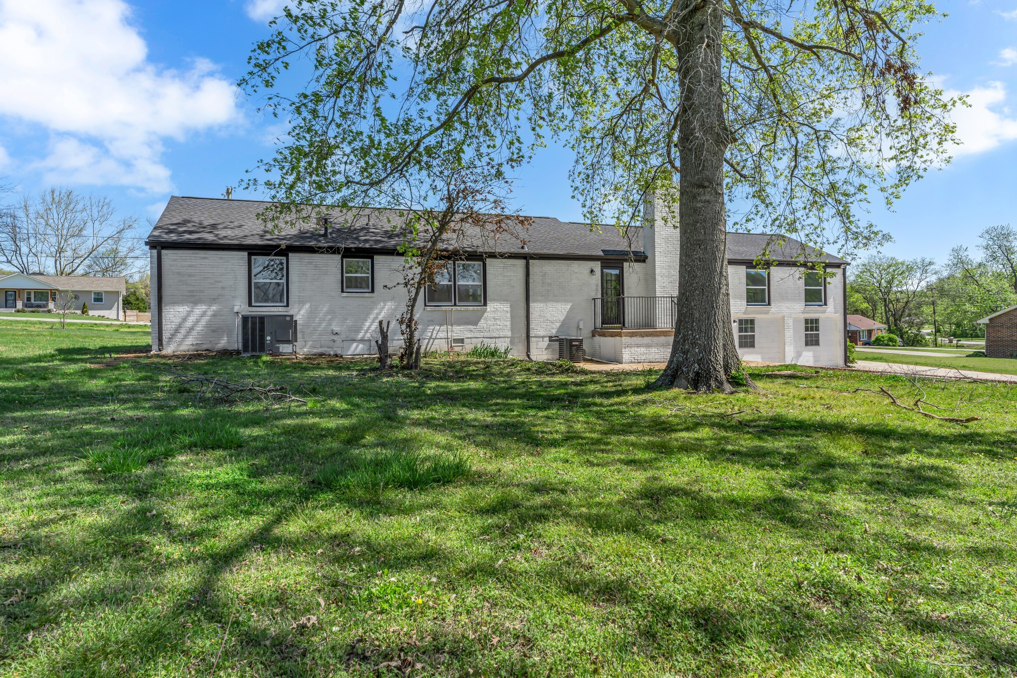 403 Kemper Dr N