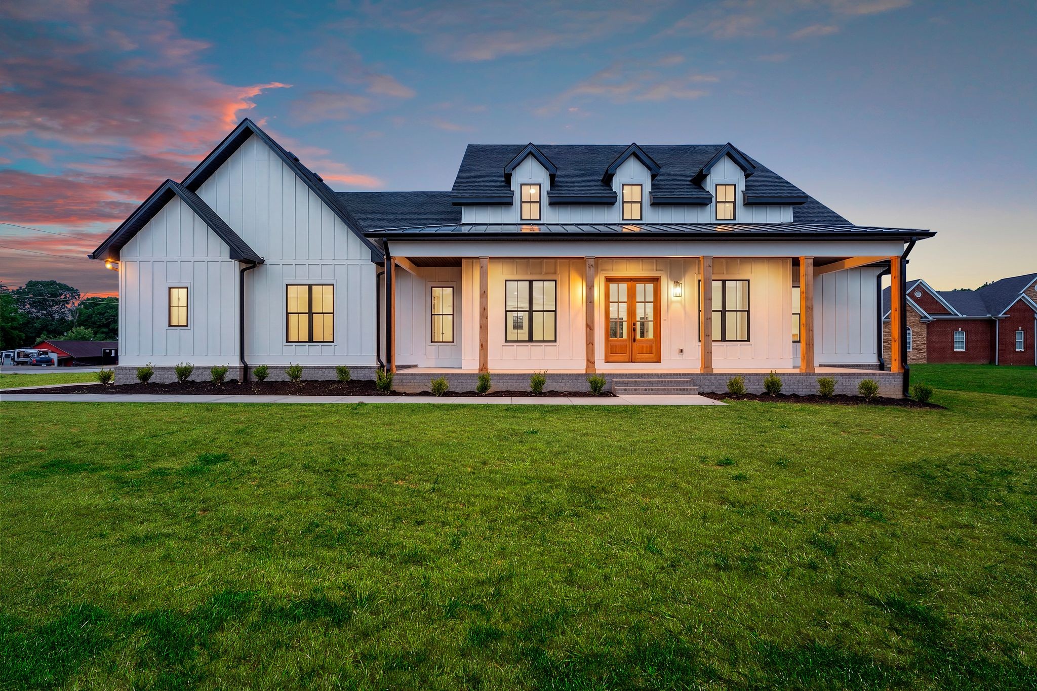 2622 Deer Creek Ln