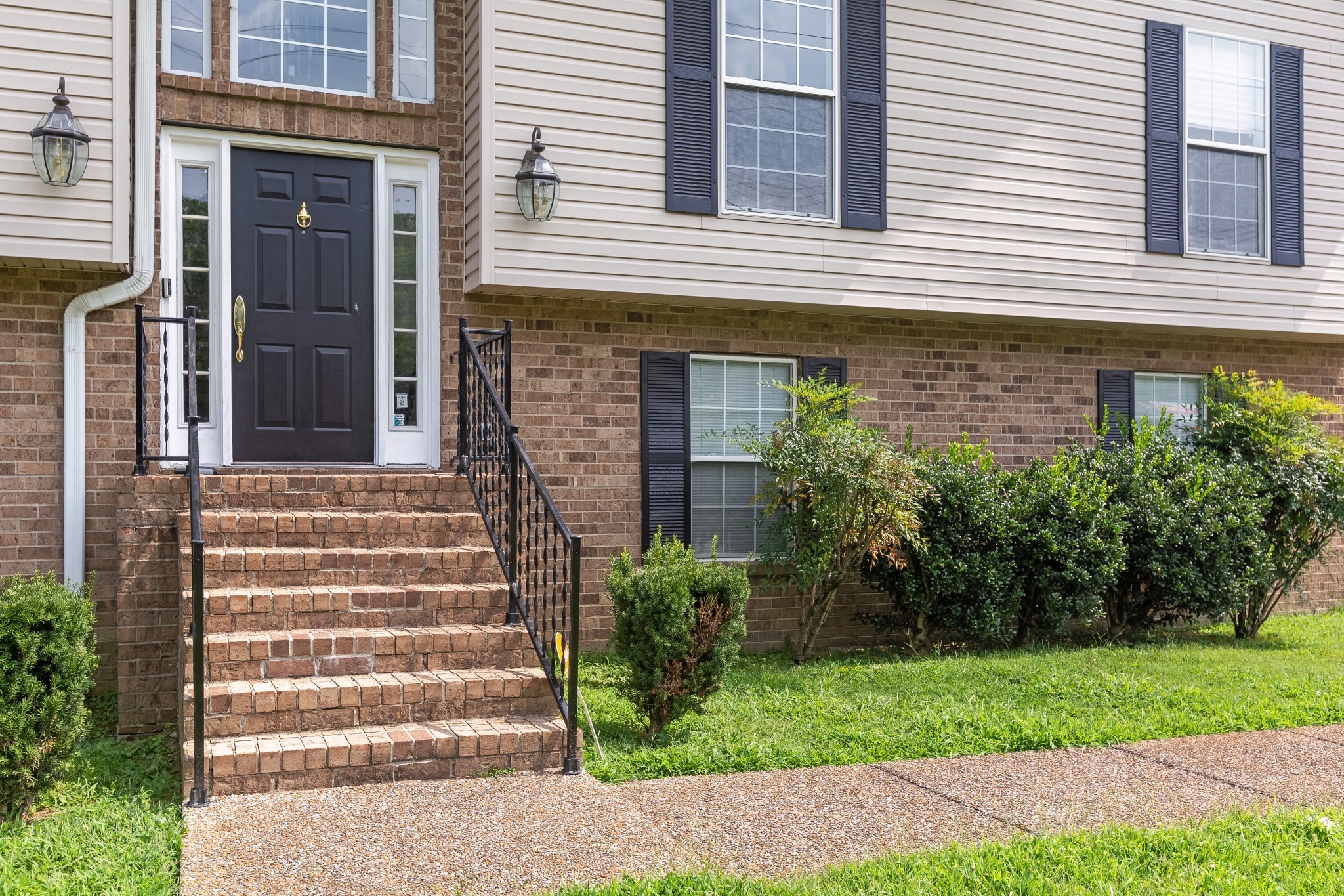647 Durrett Dr