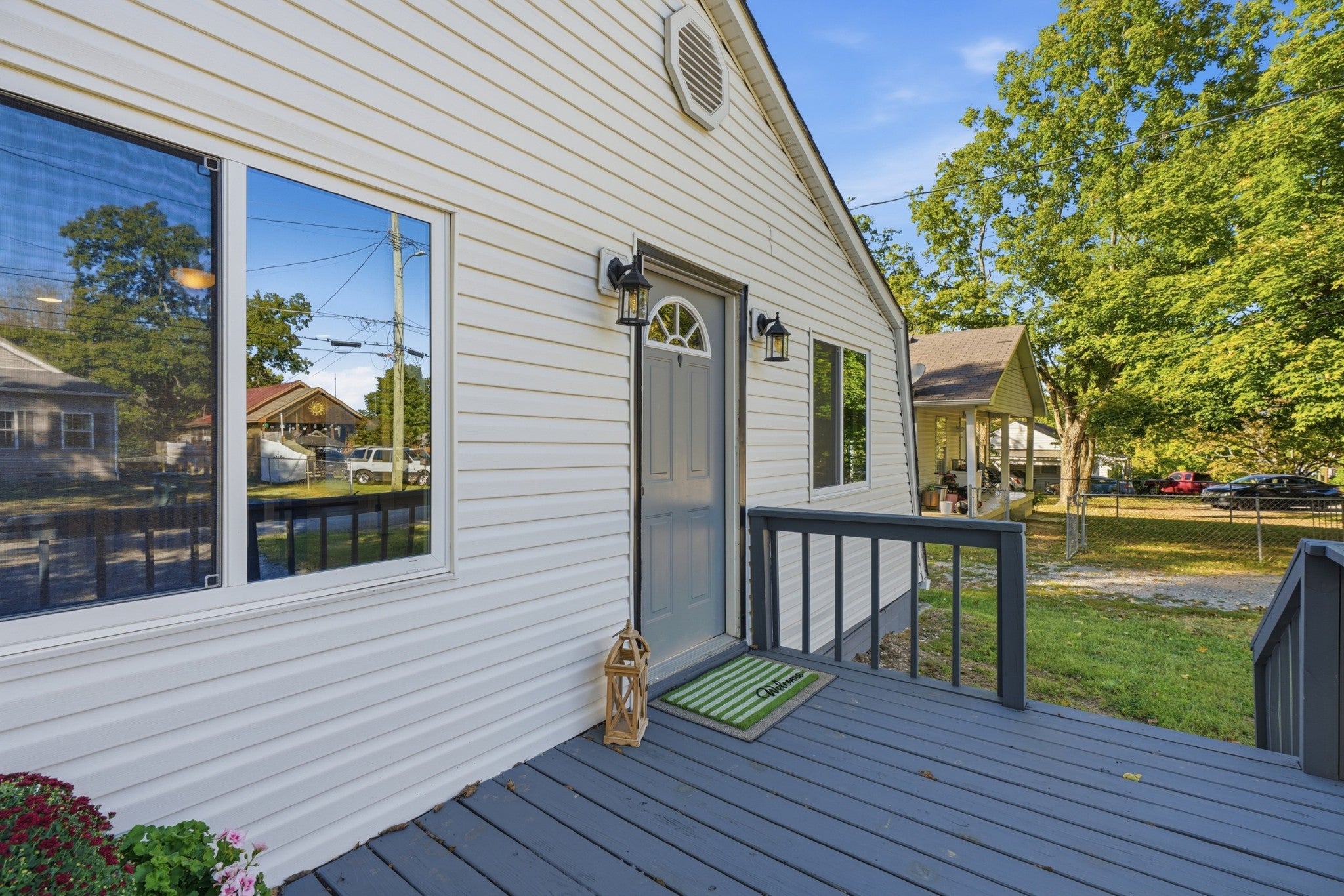 415 Durrett St