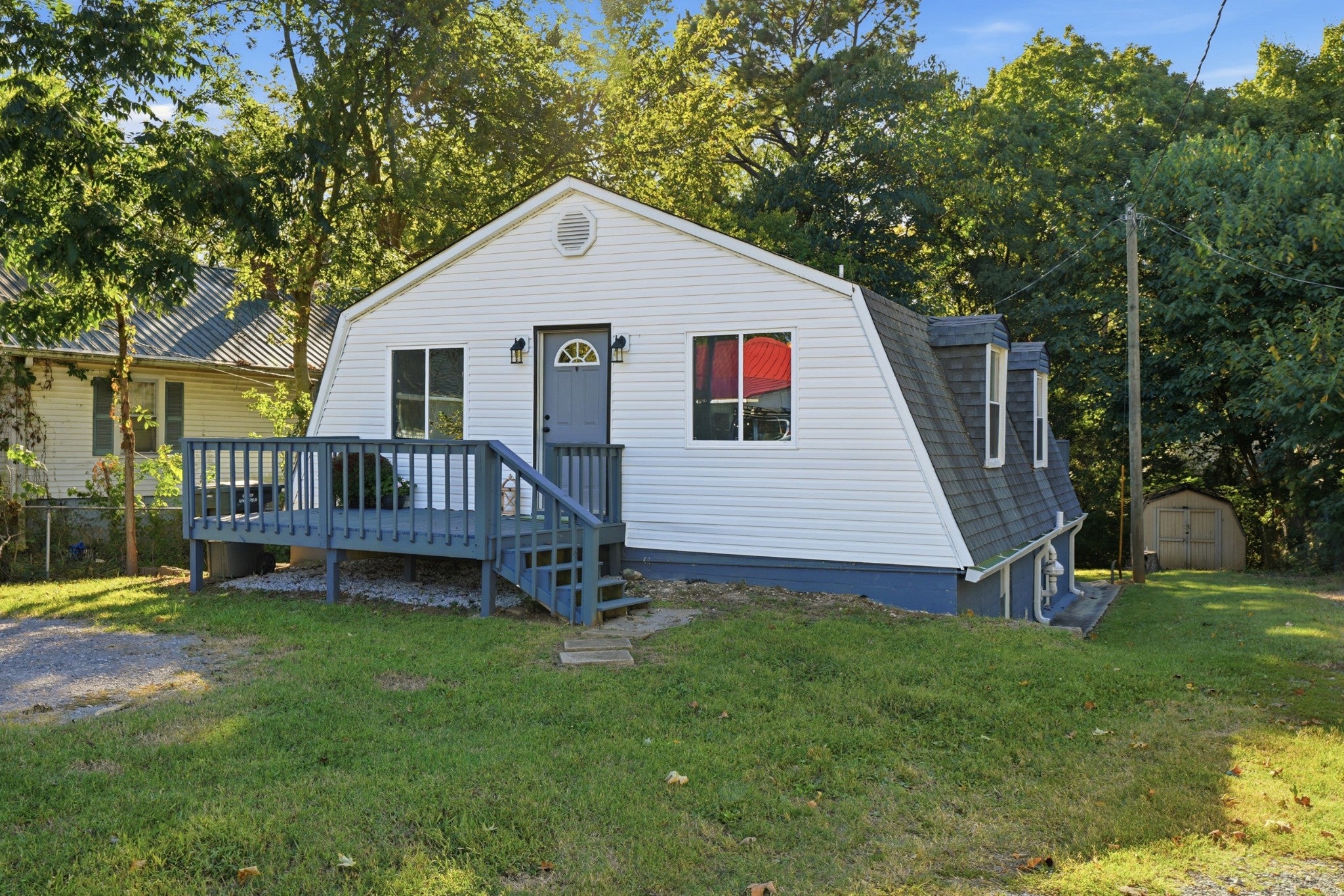 415 Durrett St