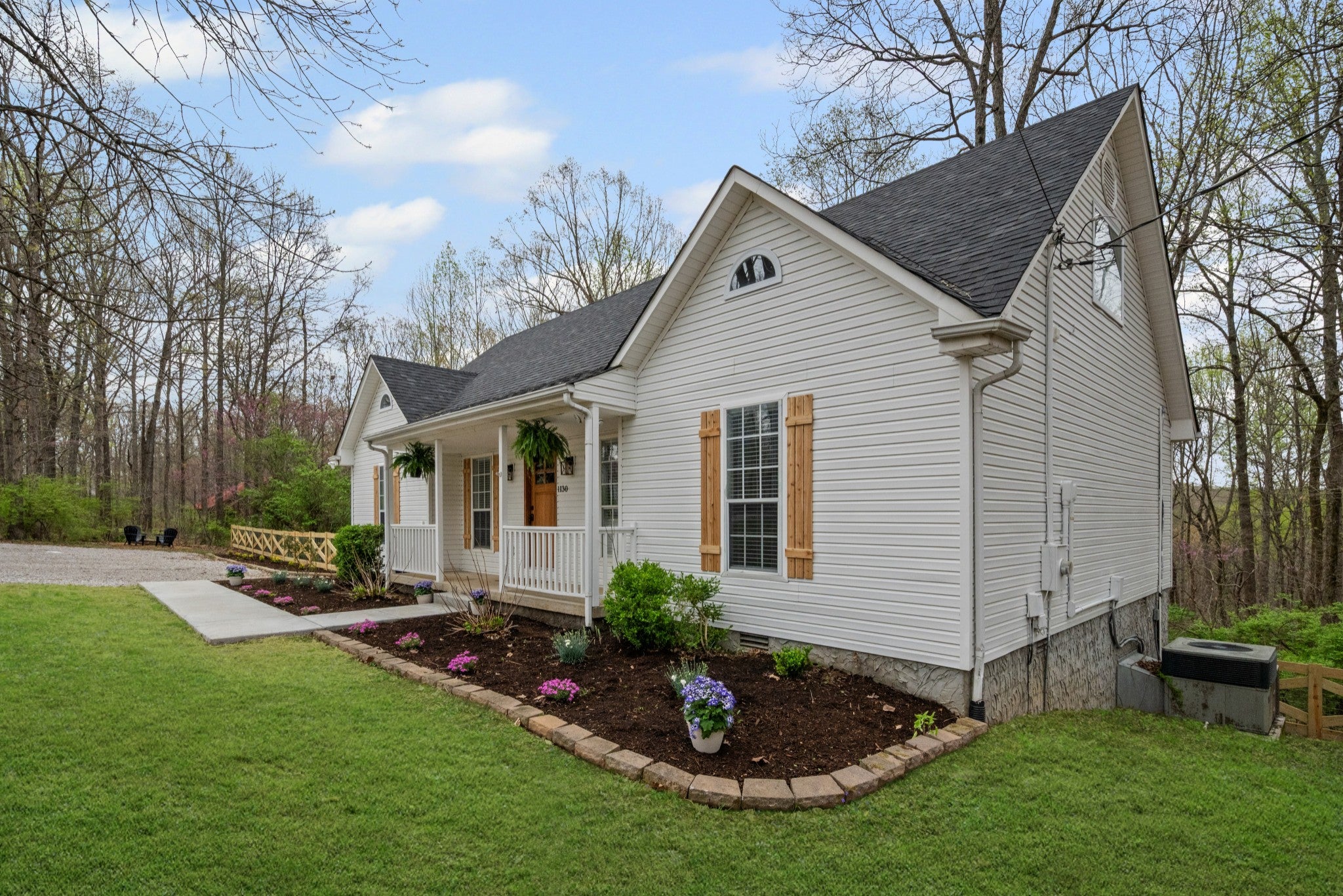 1130 Old Charlotte Pike