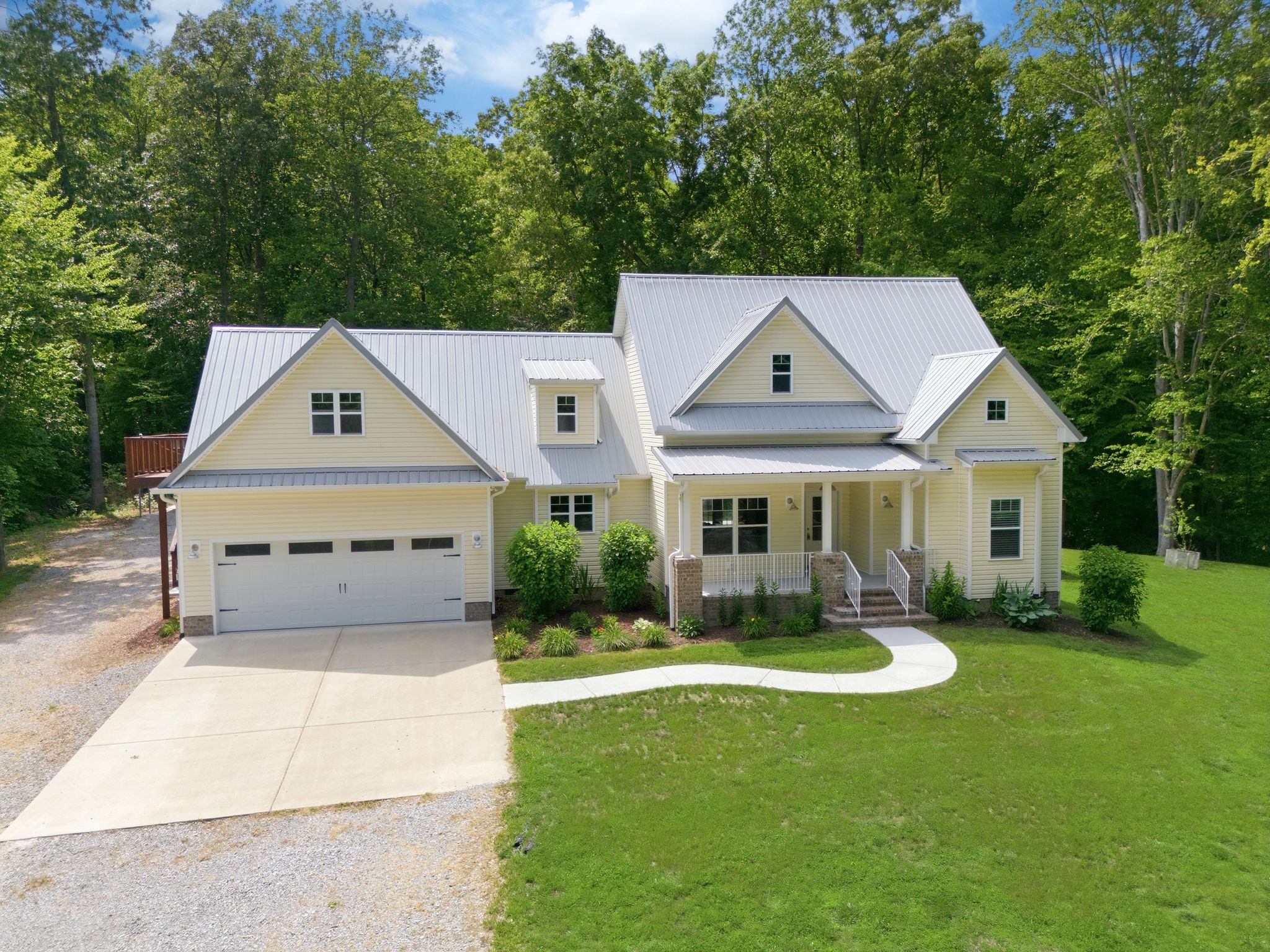 2206 Hwy 48 South S