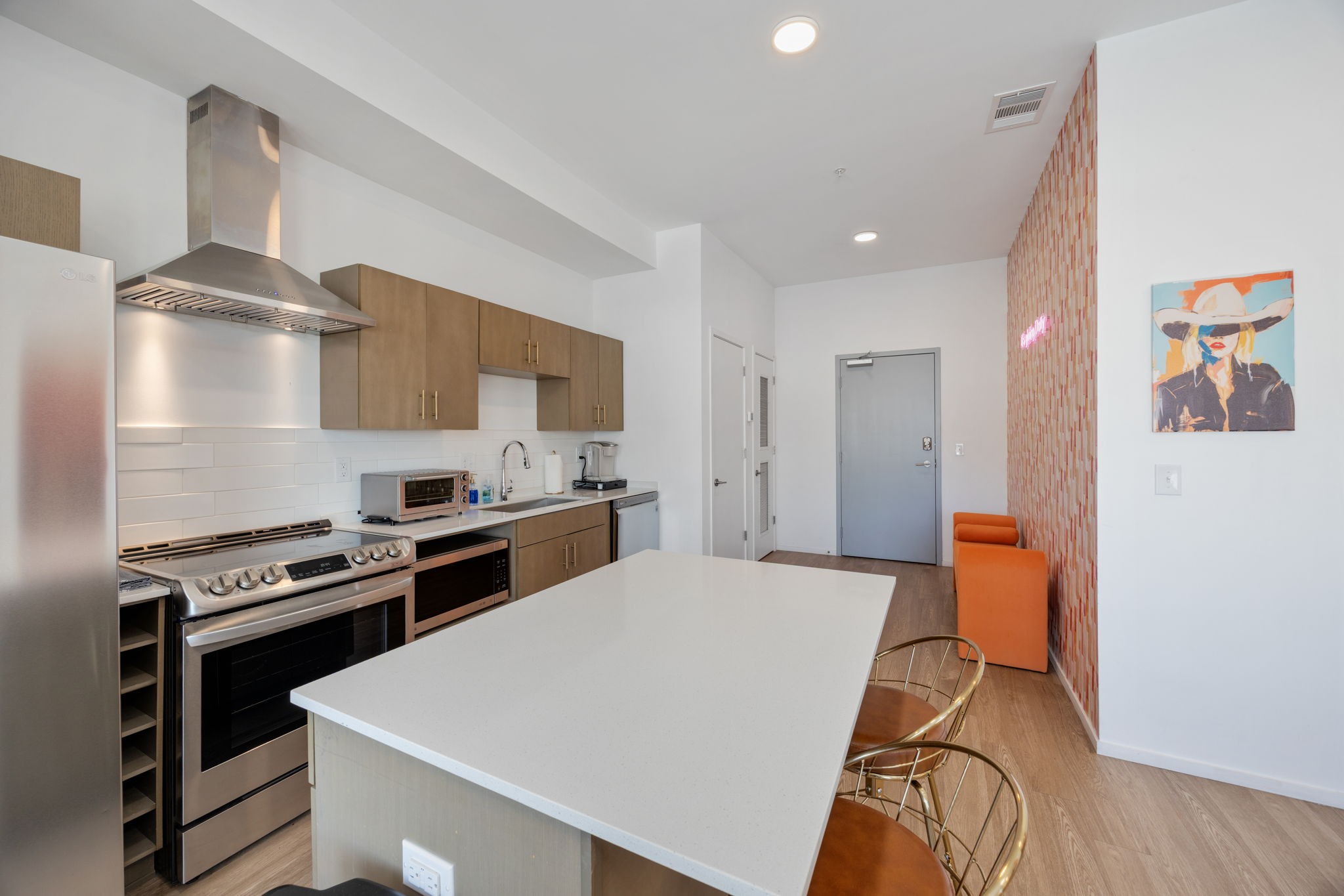 920 South Street 403