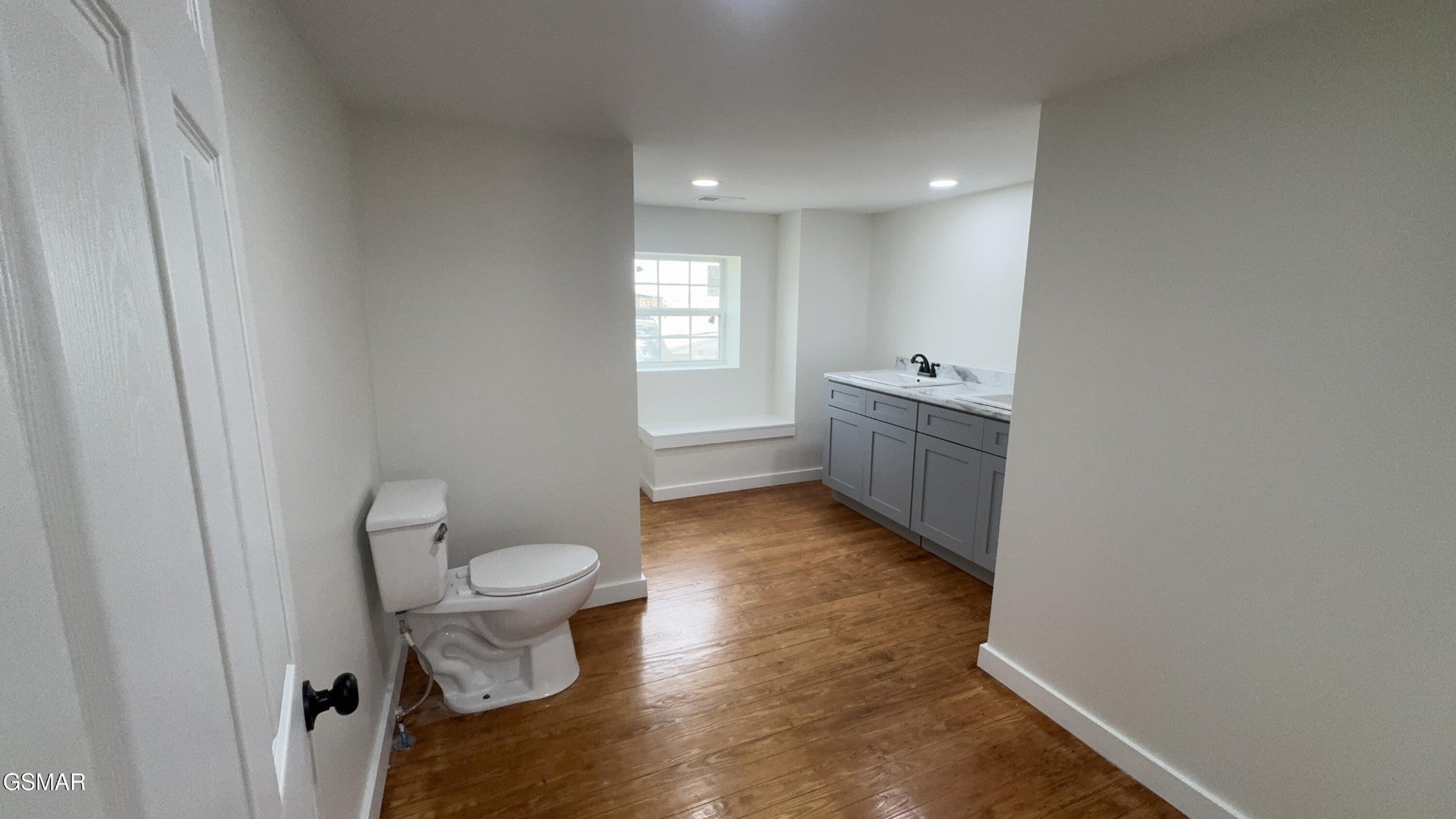 1010 W Highway 25 70