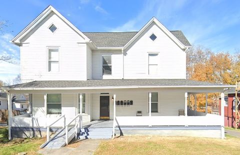 210 W Locust St Johnson City TN 37604