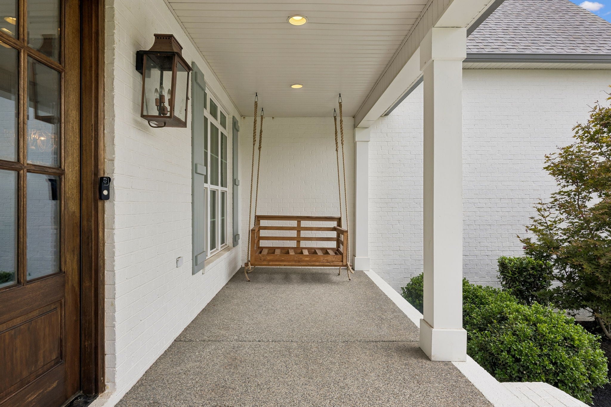 809 Stonebrook Dr